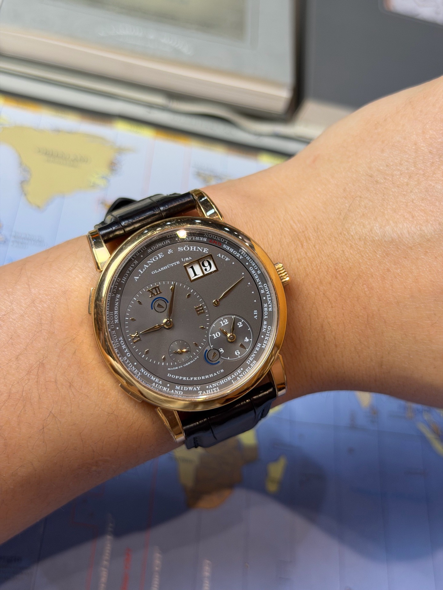 A. Lange & S&ouml;hne 116.033 detail 1