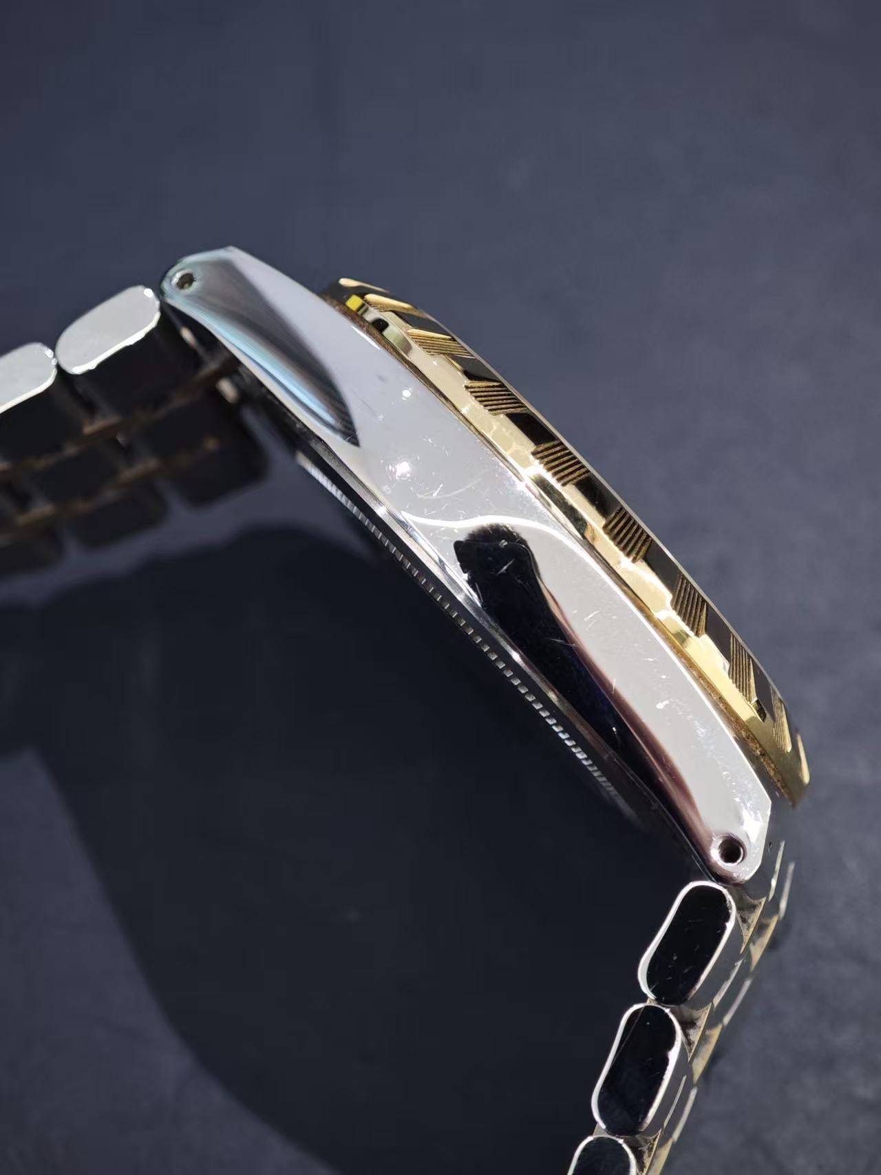 Tudor m28603-0002 detail 2