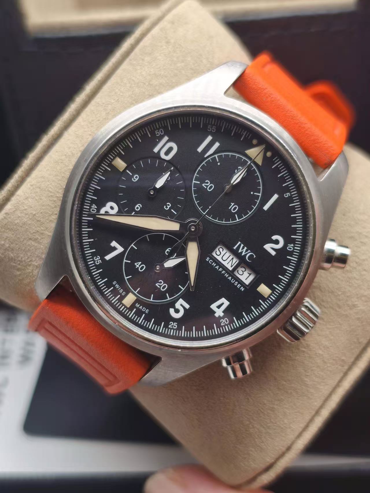 IWC IW387901 detail 1