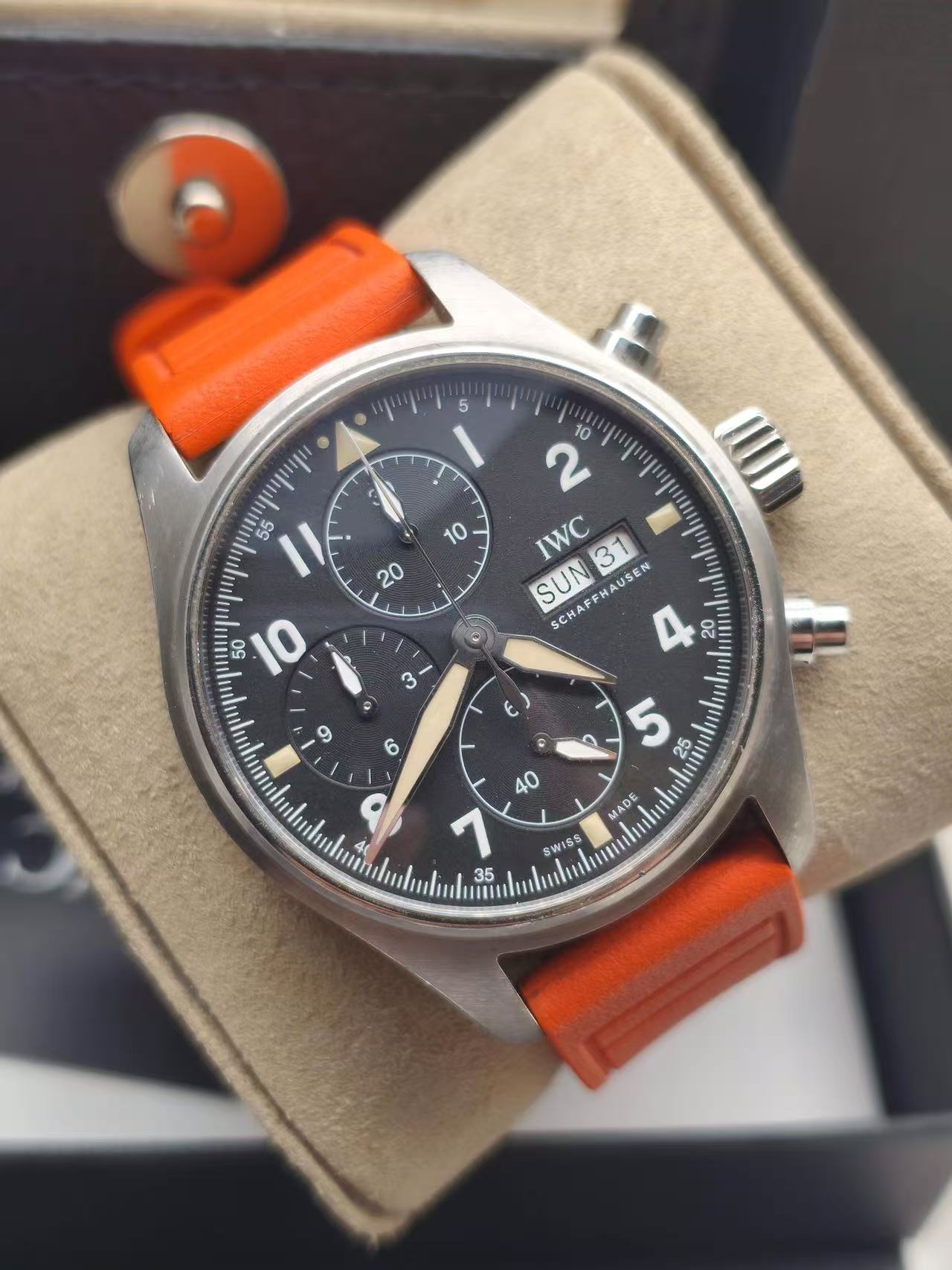 IWC IW387901 detail 2