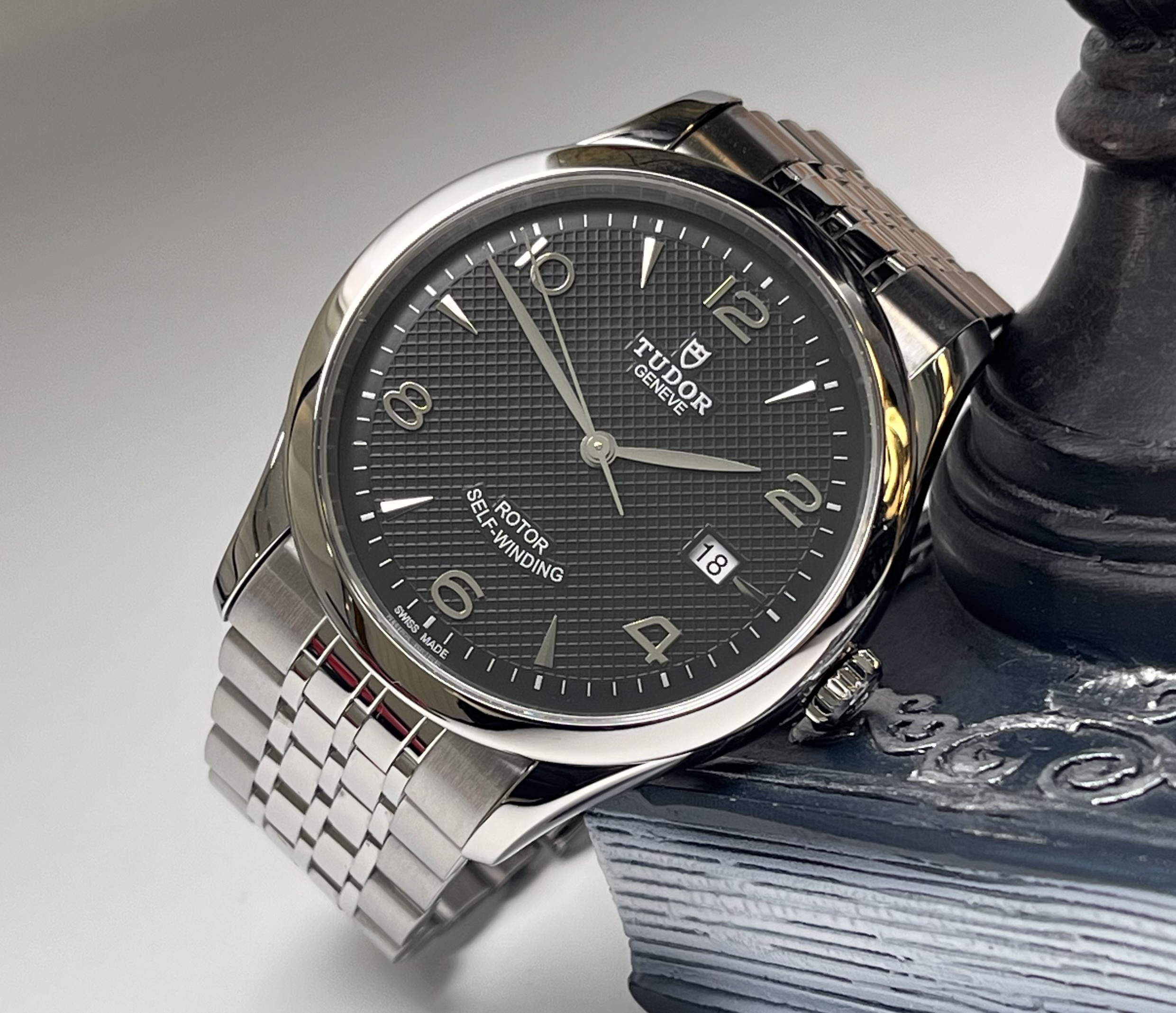 Tudor M91650-0002 detail 1