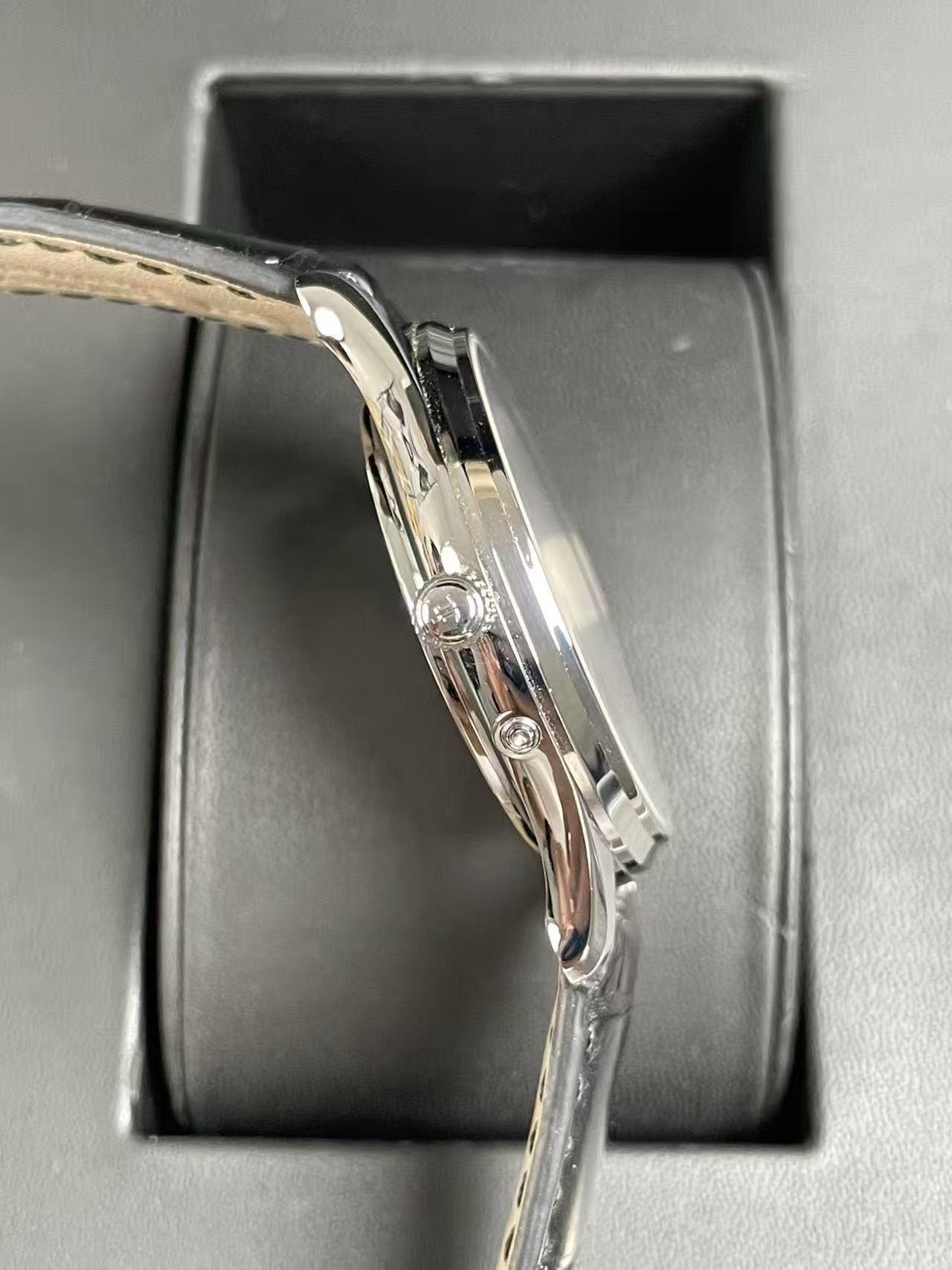 Jaeger-LeCoultre Q1378420 detail 3