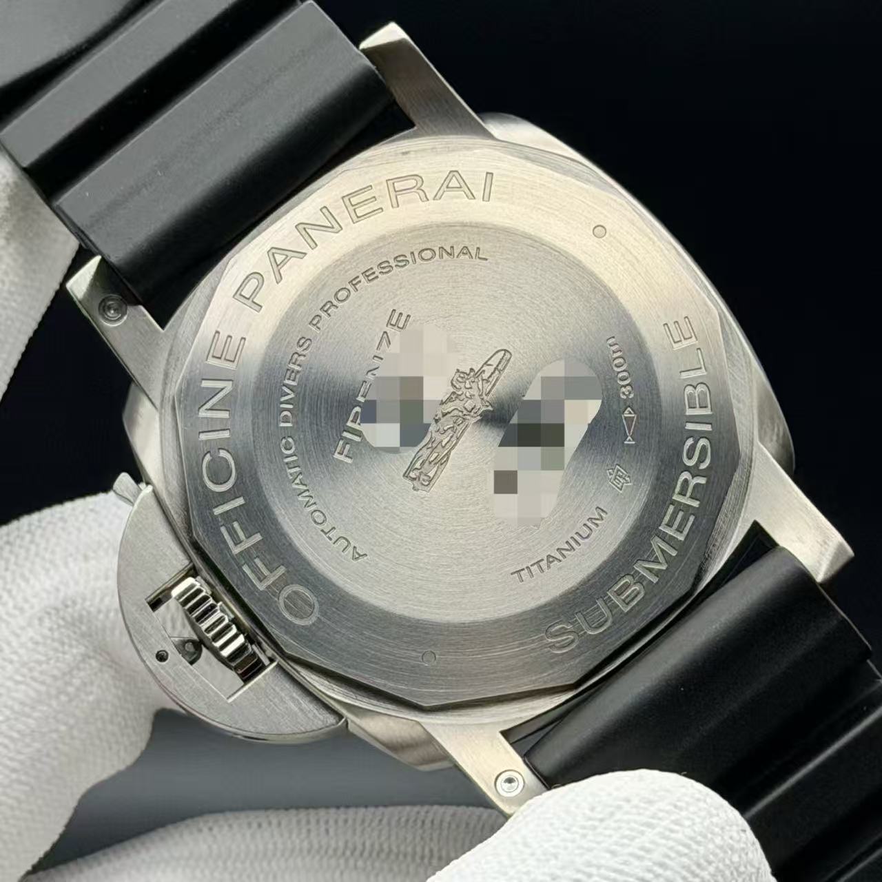 Panerai PAM01305 detail 5