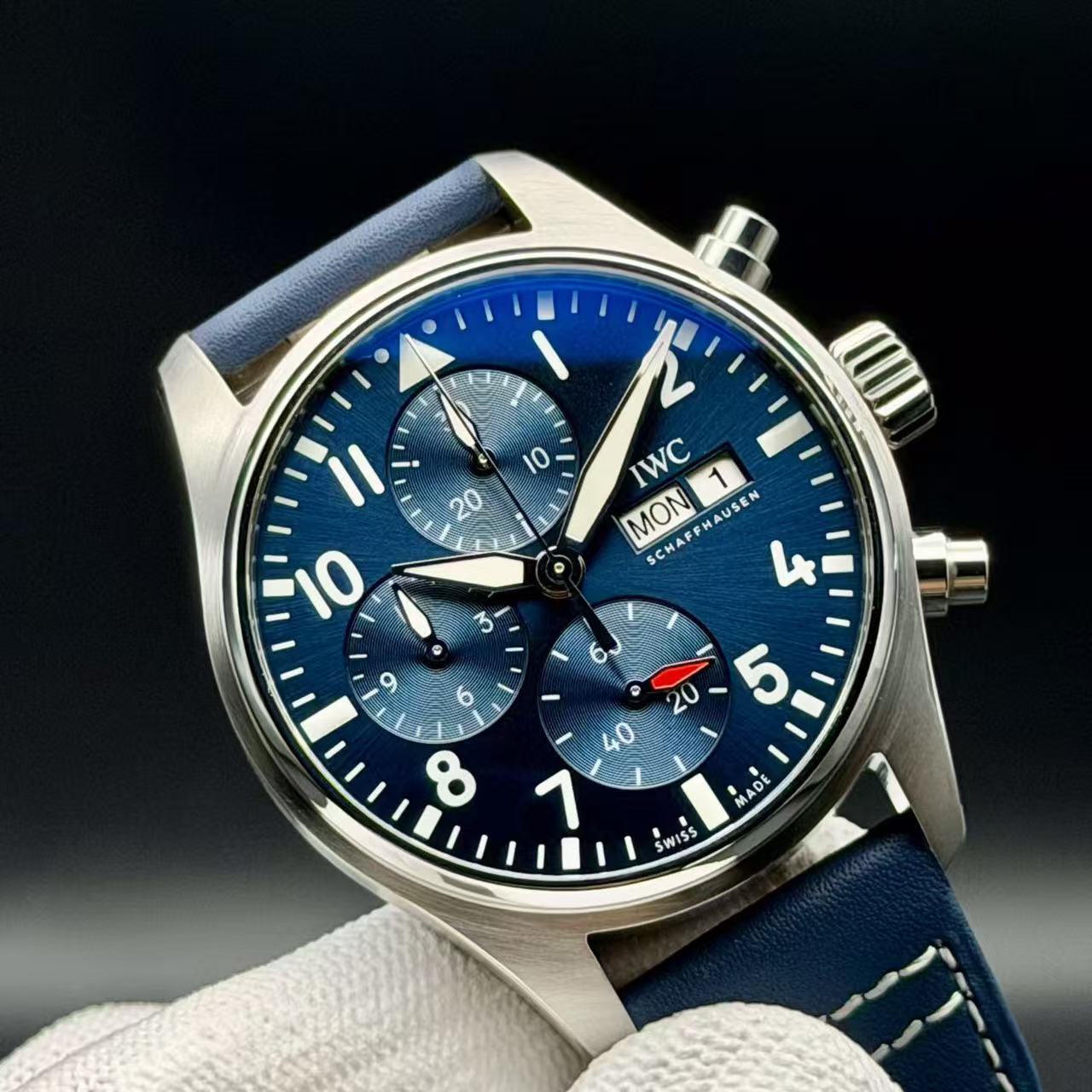 IWC IW388101 detail 2
