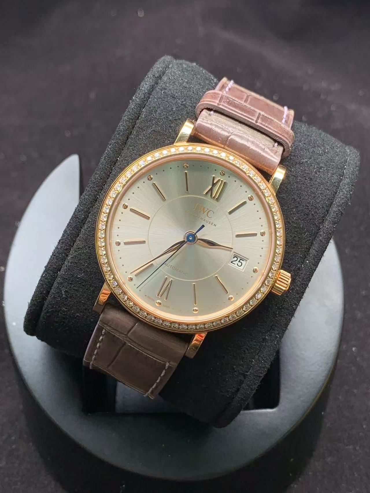 IWC IW458107 detail 7