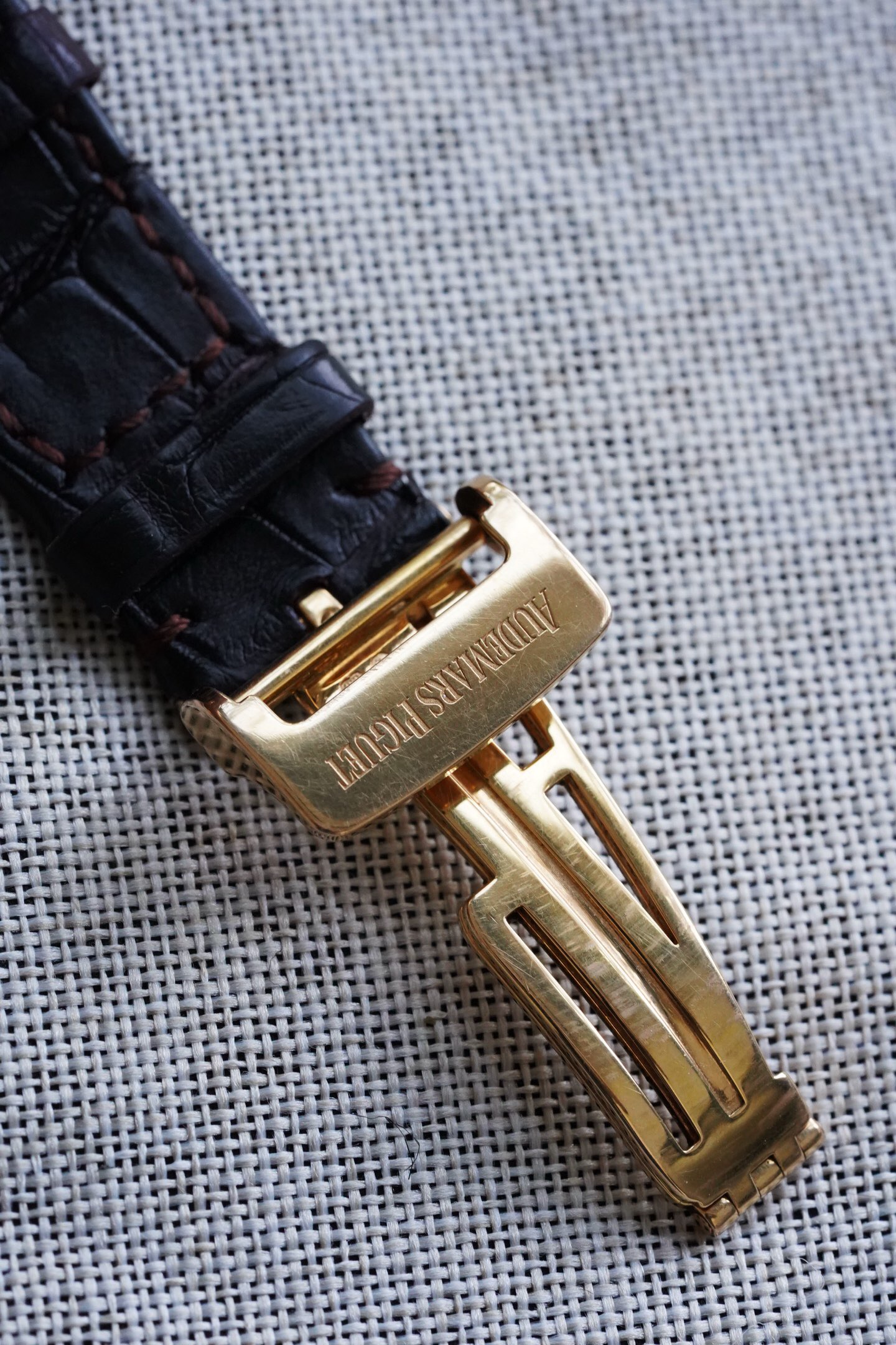 Audemars Piguet 15400OR detail 6
