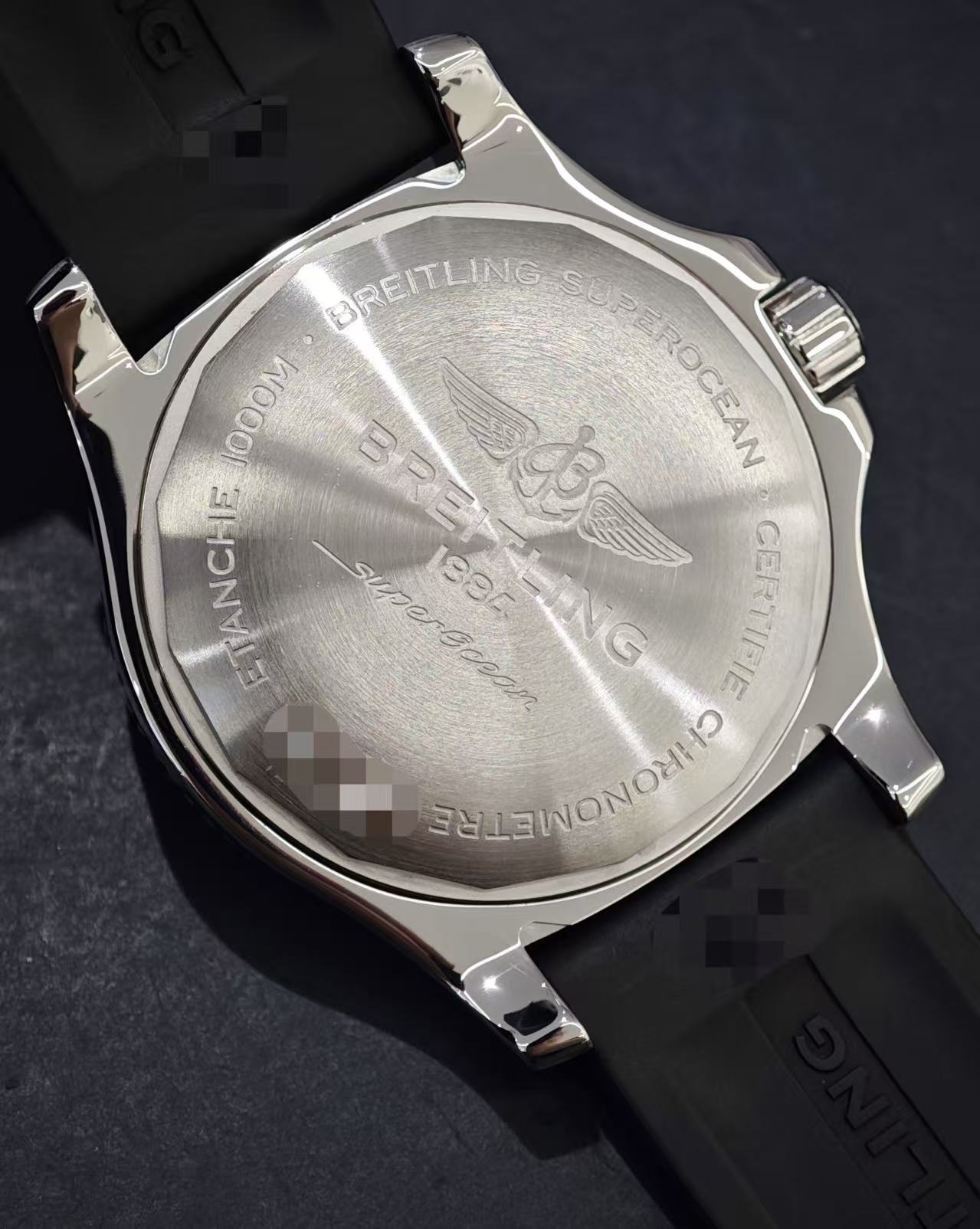Breitling A17367D71B1S1 detail 3
