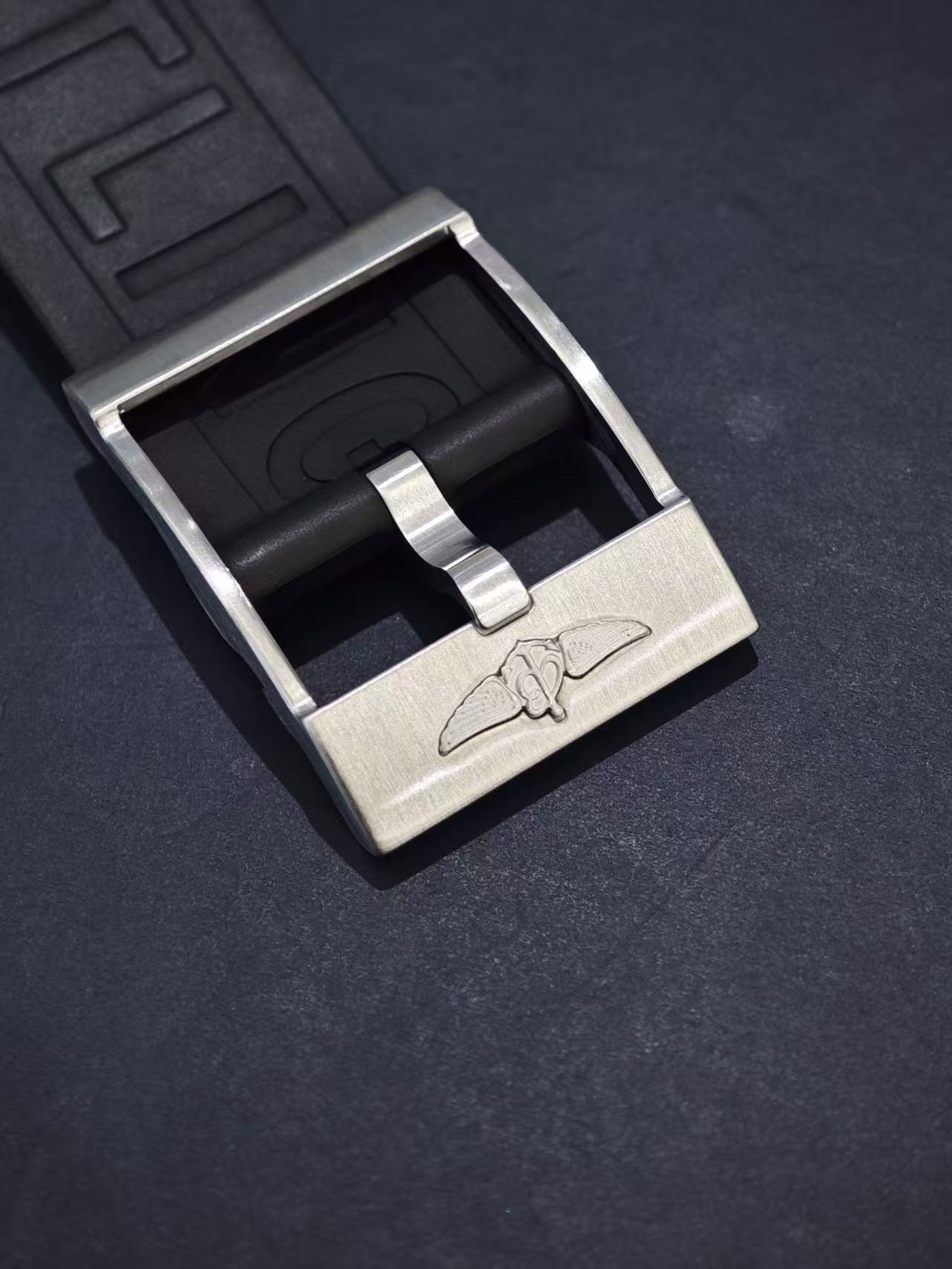 Breitling A17367D71B1S1 detail 4