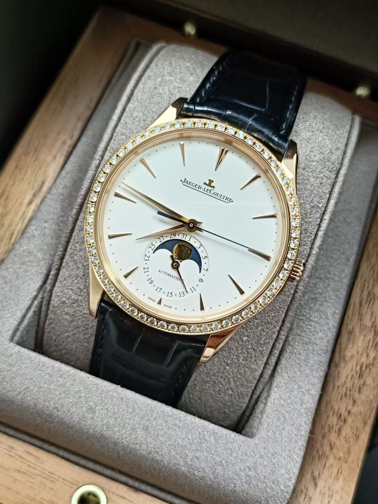 Jaeger-LeCoultre 1362503 detail 2