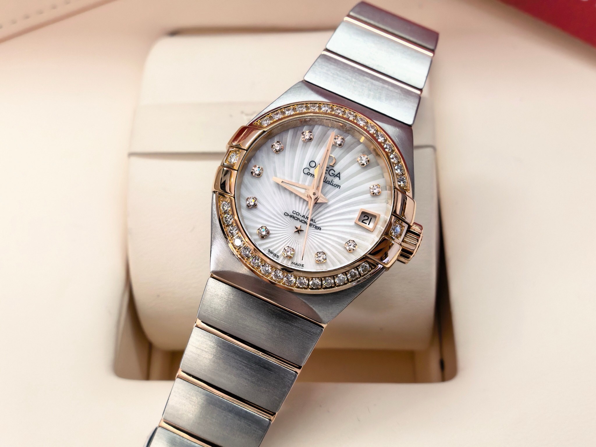 Omega 123.25.27.20.55.001 detail 1