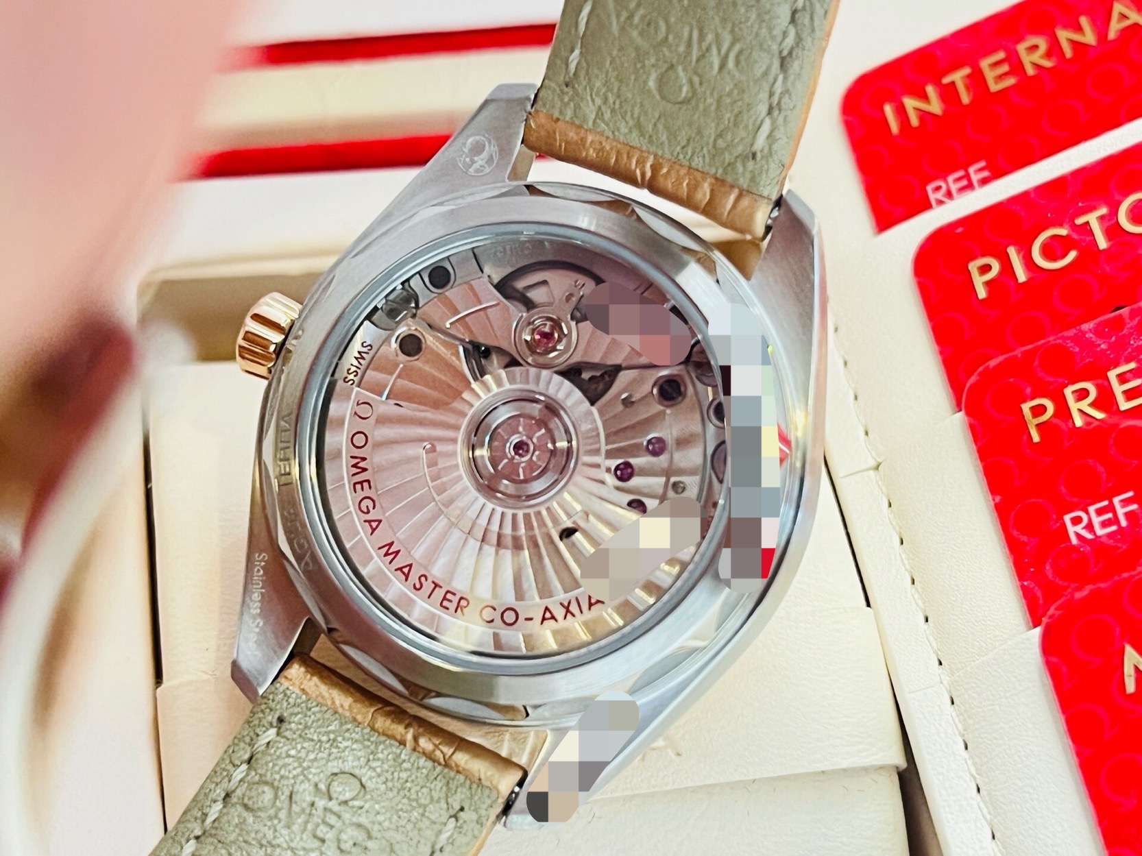Omega 220.23.34.20.59.001 detail 8