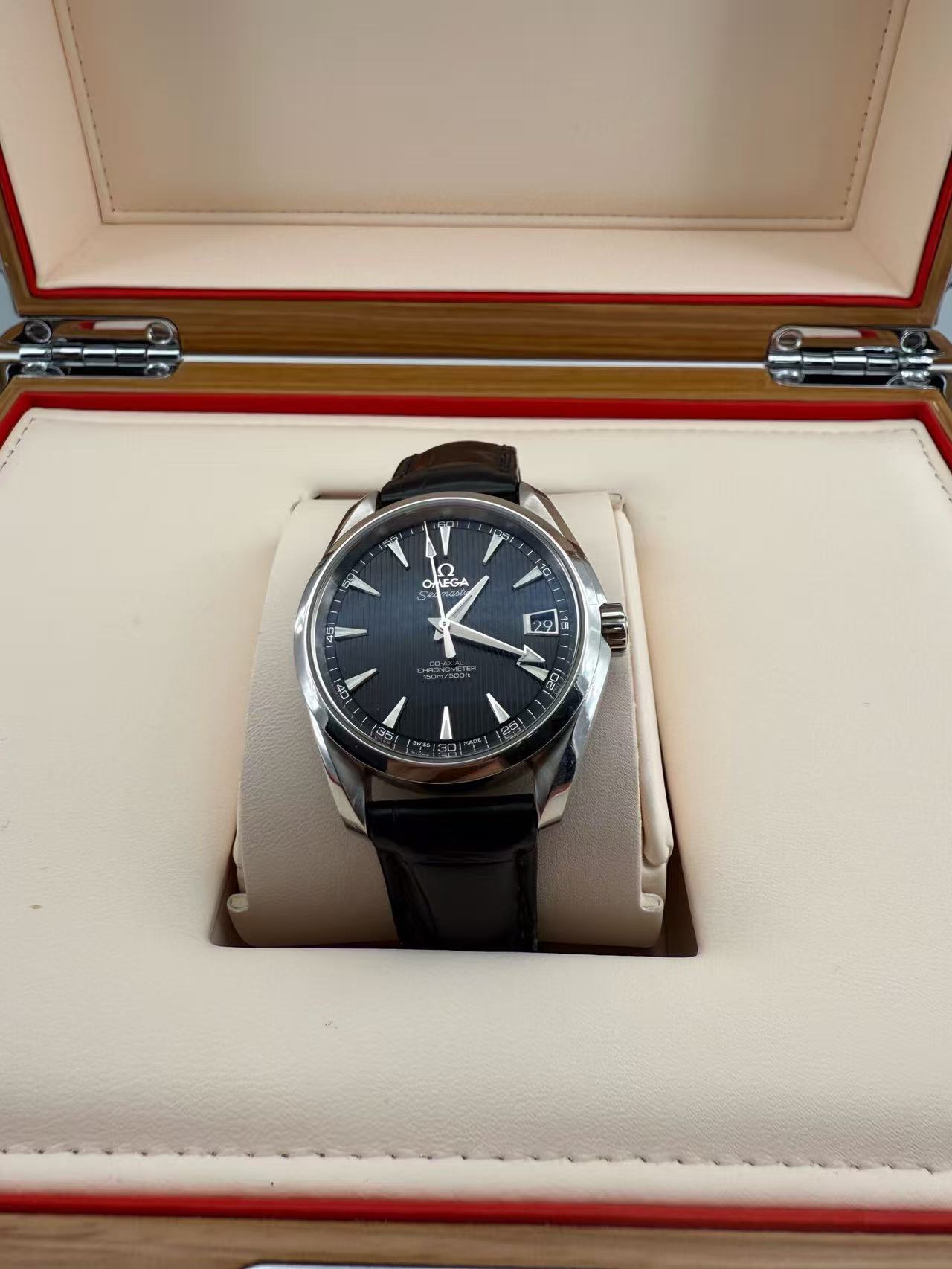 Omega 231.13.39.21.06.001