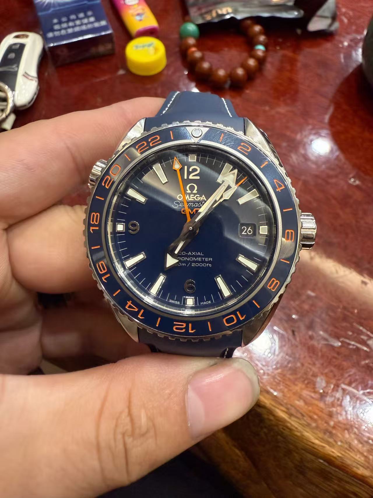 Omega 232.32.44.22.03.001
