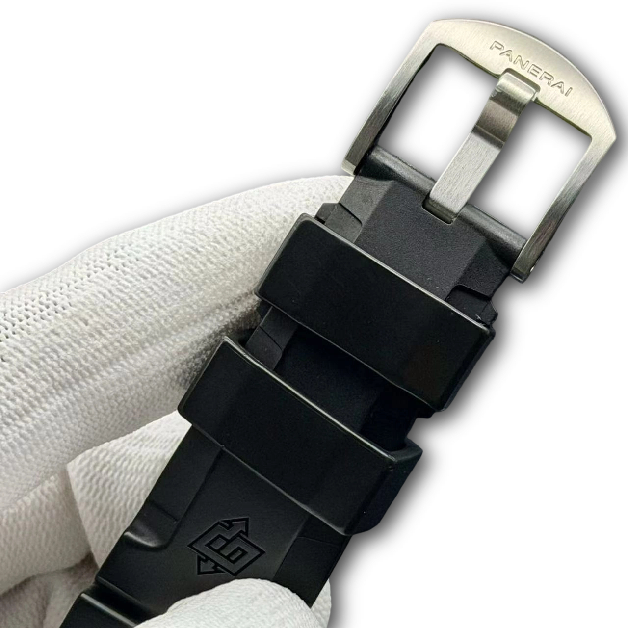 Panerai PAM00682 detail 5