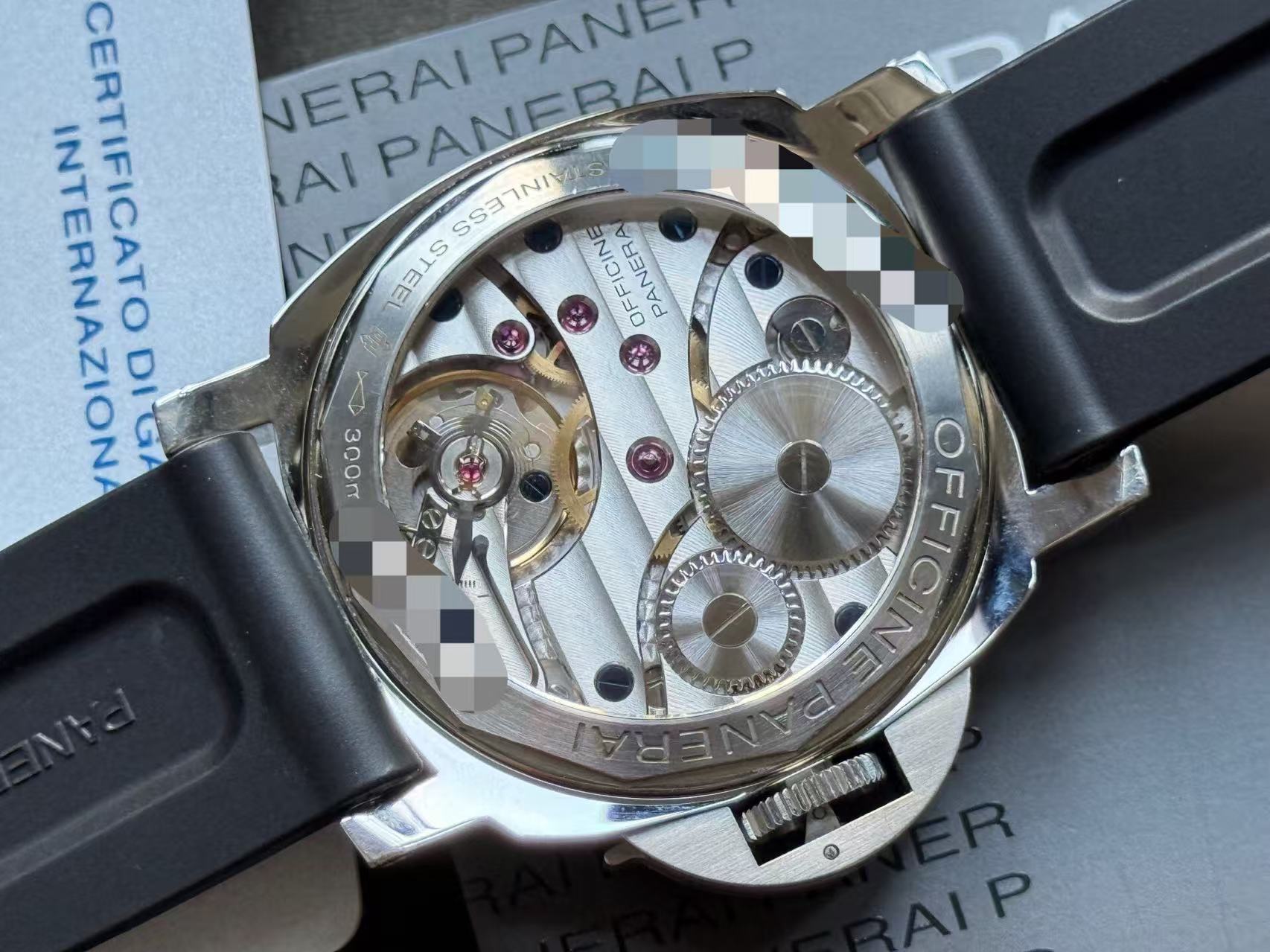 Panerai PAM00112 detail 3