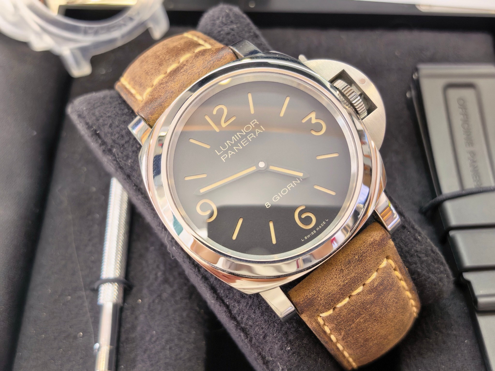 Panerai PAM00914 detail 4