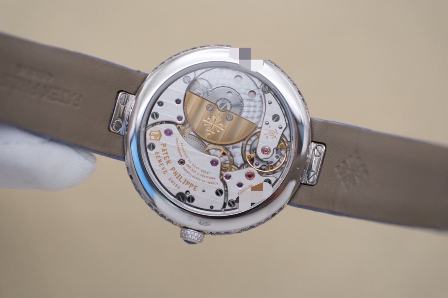 Patek Philippe 4899 / 901G-001 detail 8