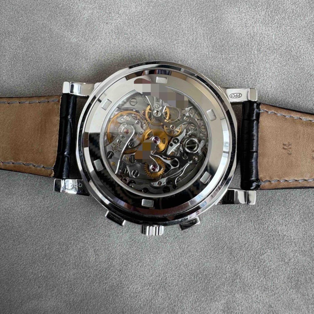 Patek Philippe 5070G-001 detail 5