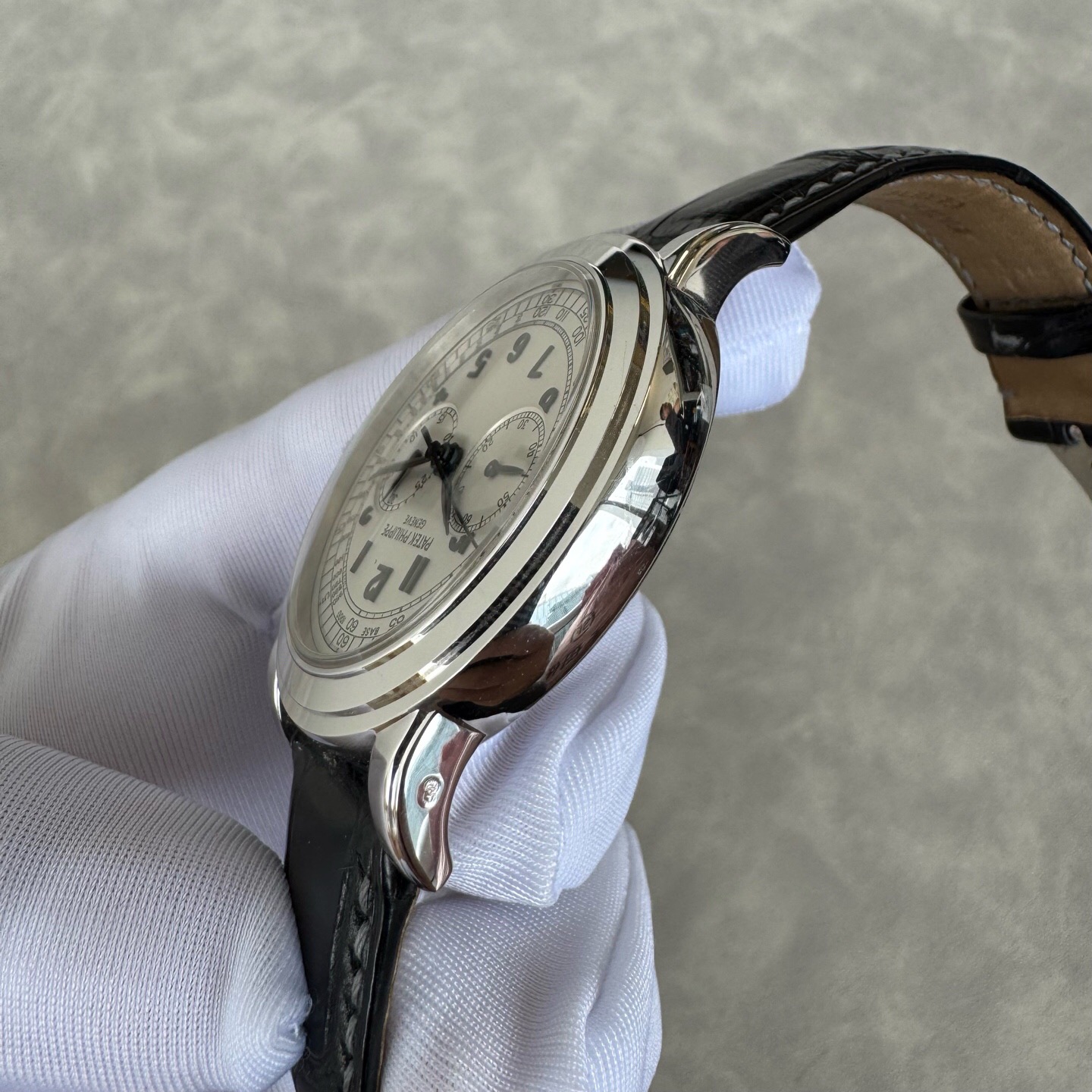 Patek Philippe 5070G-001 detail 4