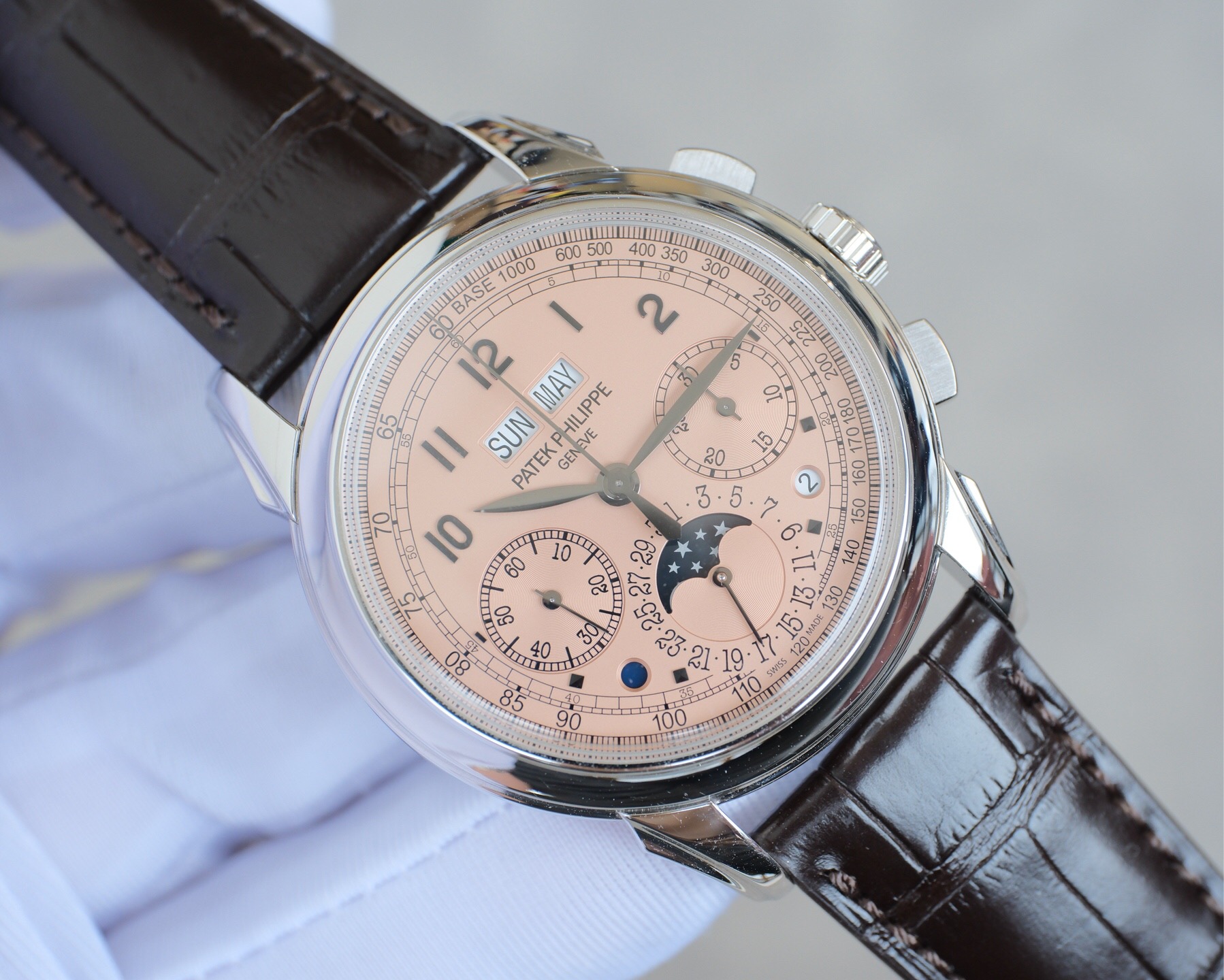 Patek Philippe 5270P-001 detail 2