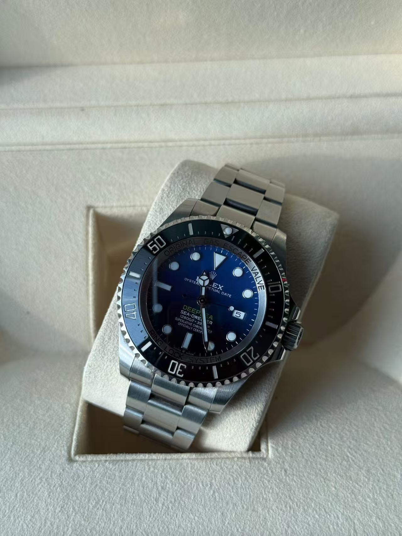 Rolex 126660-0002 detail 1