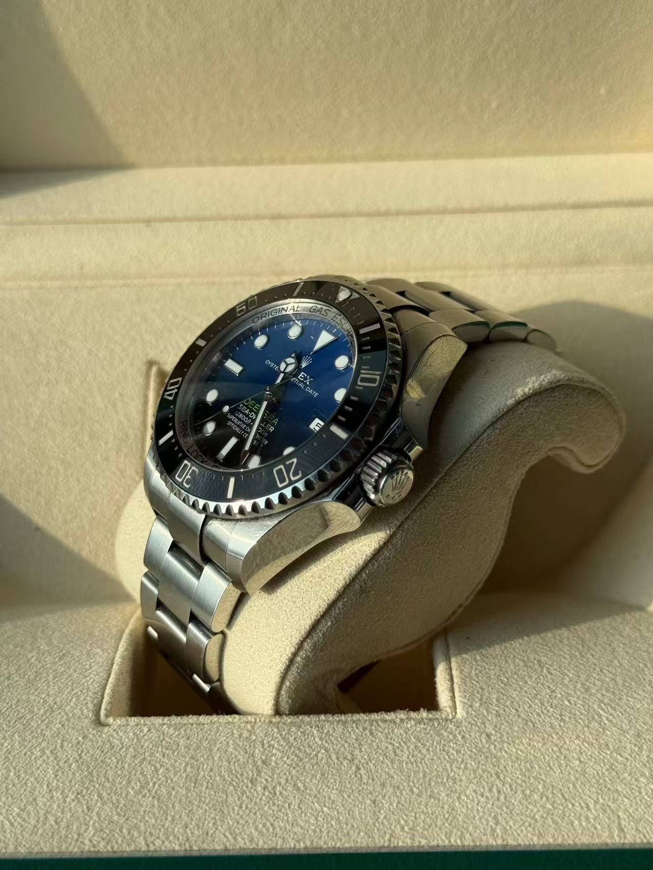 Rolex 126660-0002 detail 3
