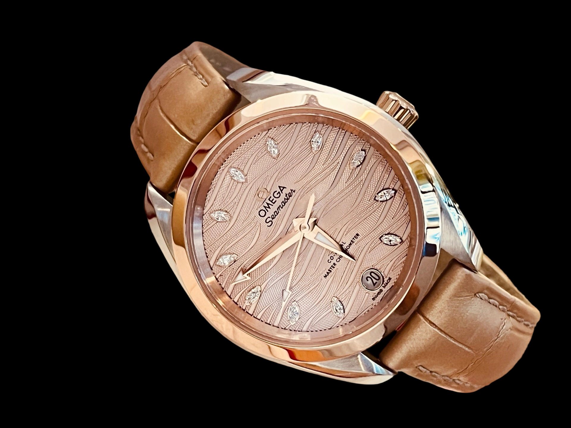 Omega 220.23.34.20.59.001 detail 4
