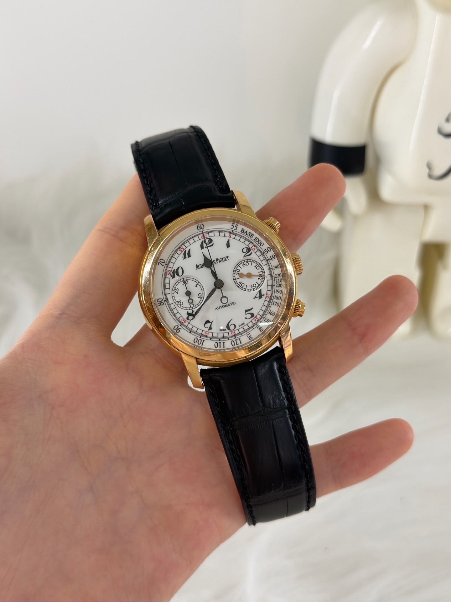 Audemars Piguet 26100OR.OO.D088CR.01