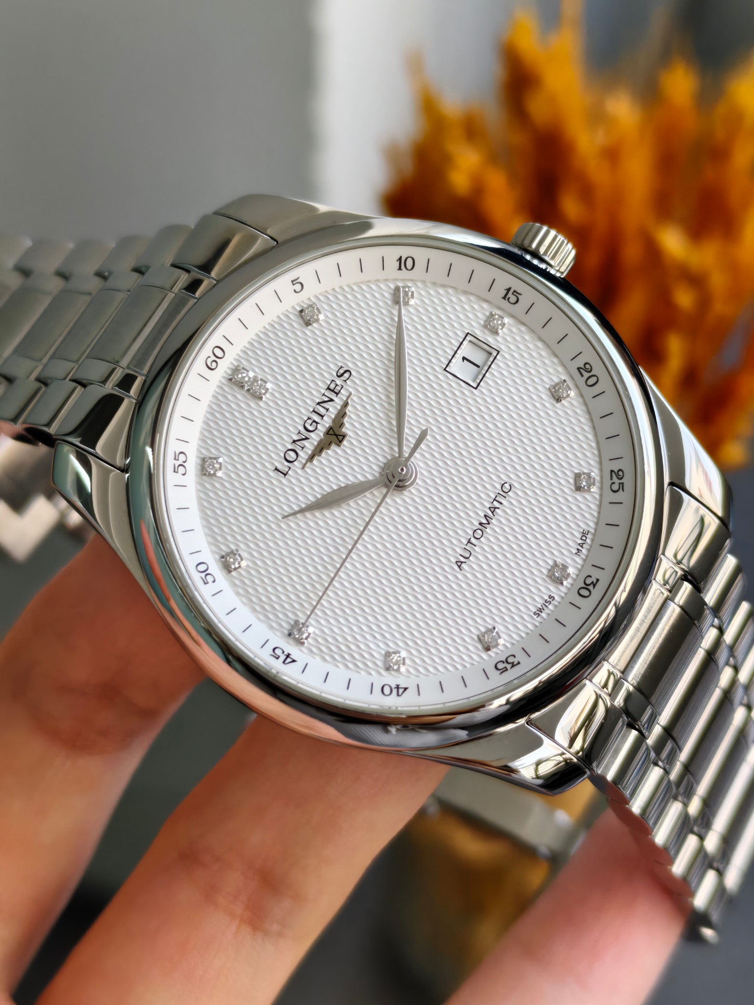 Longines L2.793.4.77.6 detail 2