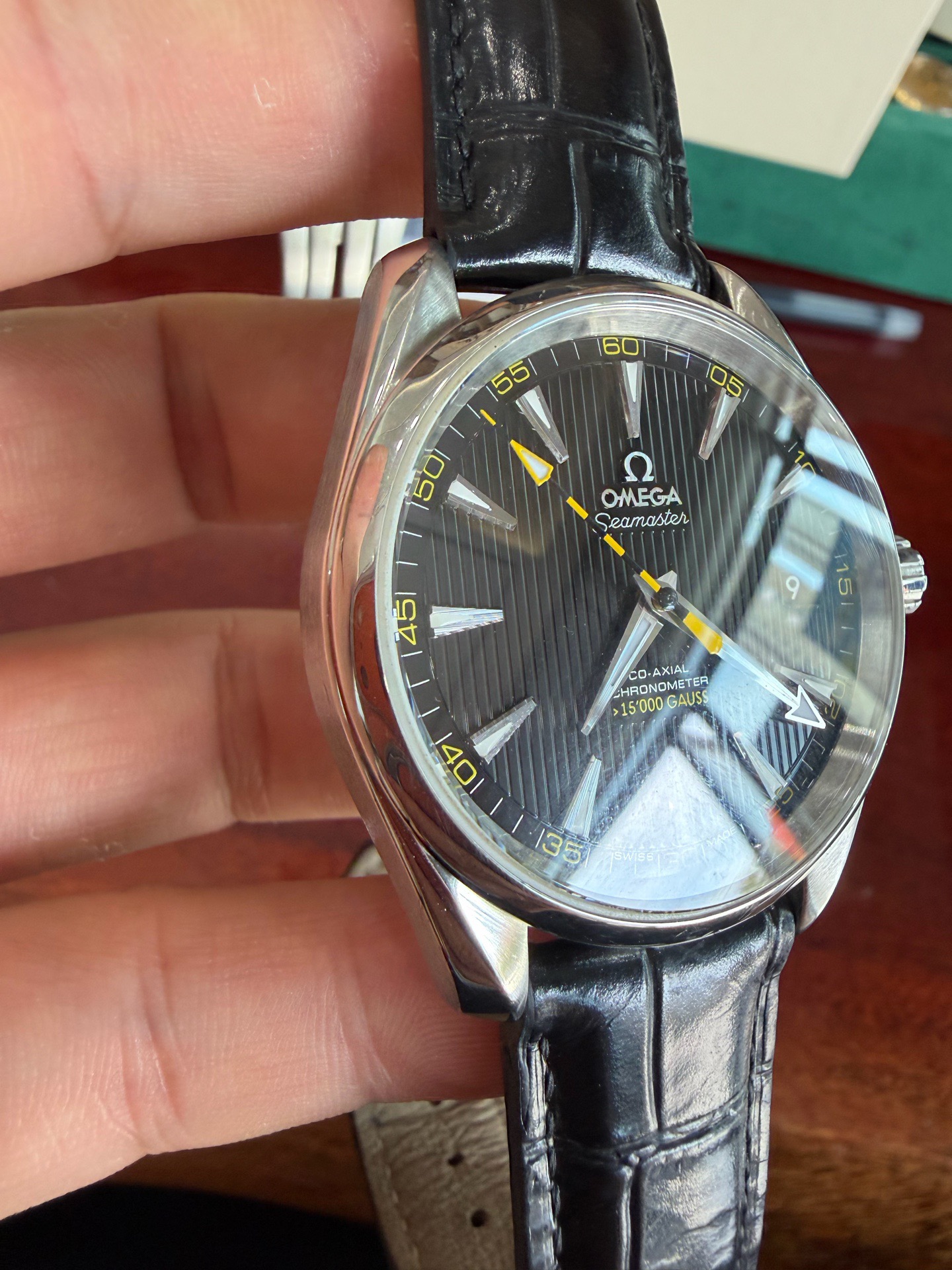 Omega 231.12.42.21.01.001 detail 1