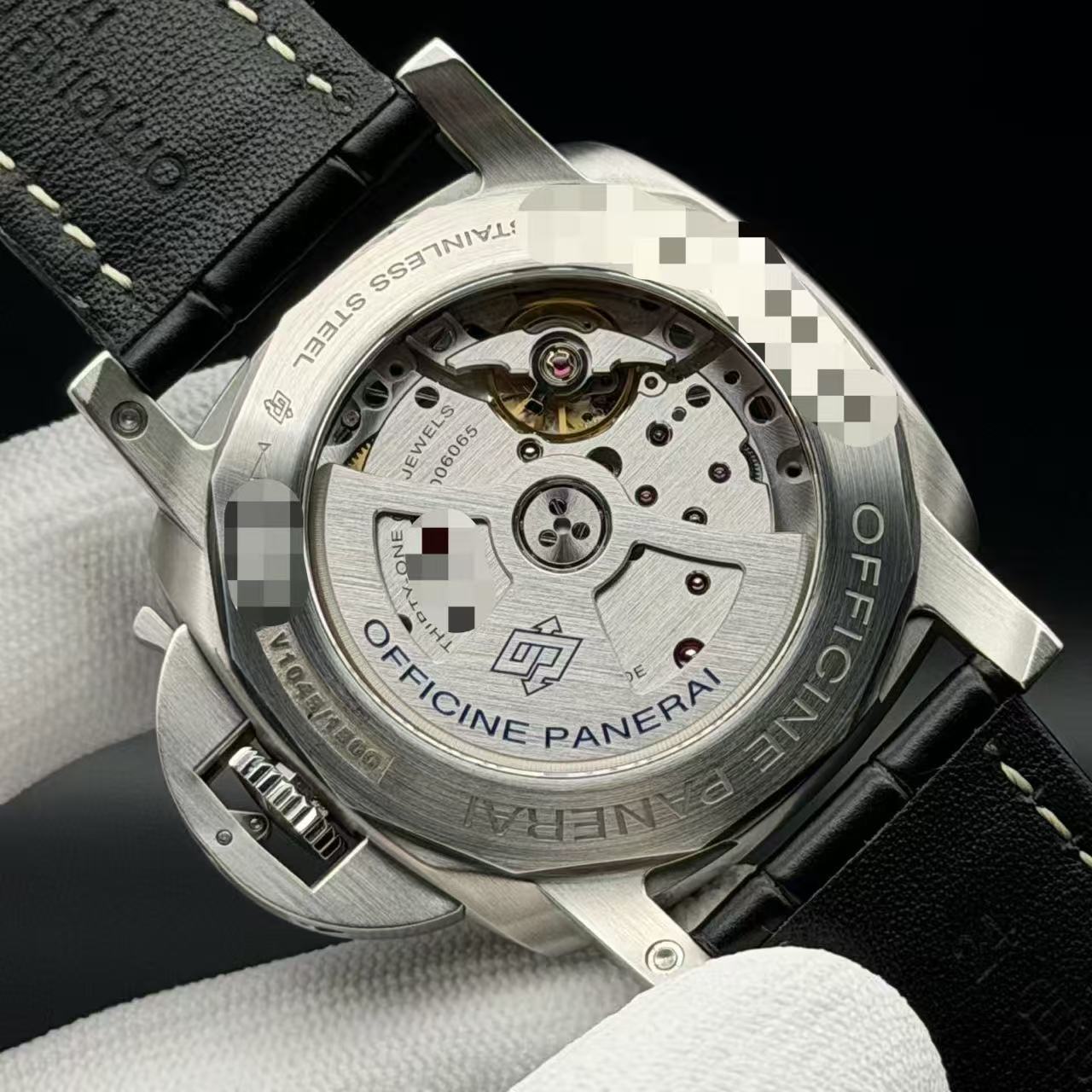Panerai PAM01321 detail 6