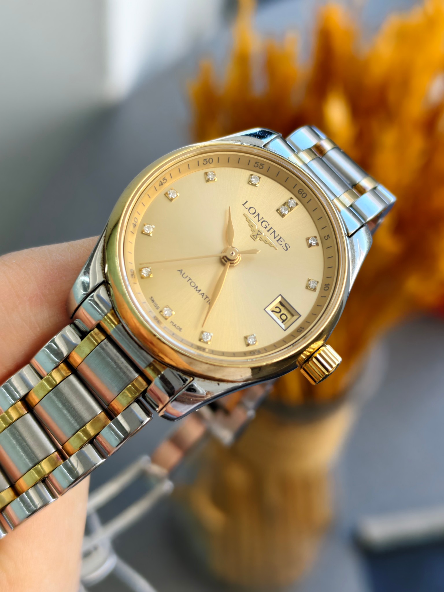 Longines L2.128.5.37.7 detail 1
