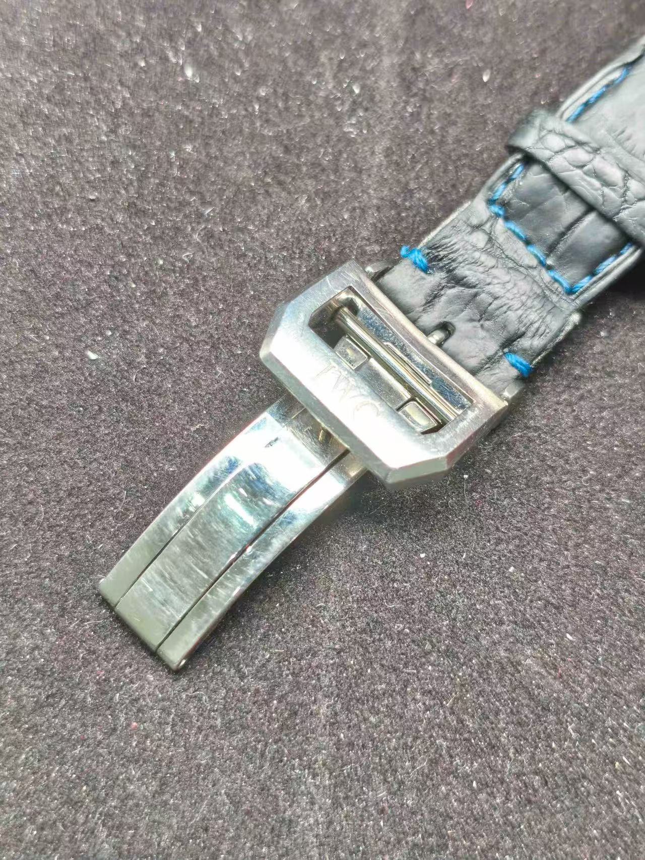 IWC IW371445 detail 5
