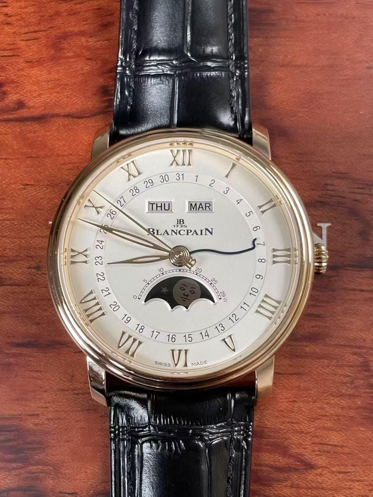 Blancpain 6654-3642-55B detail 1