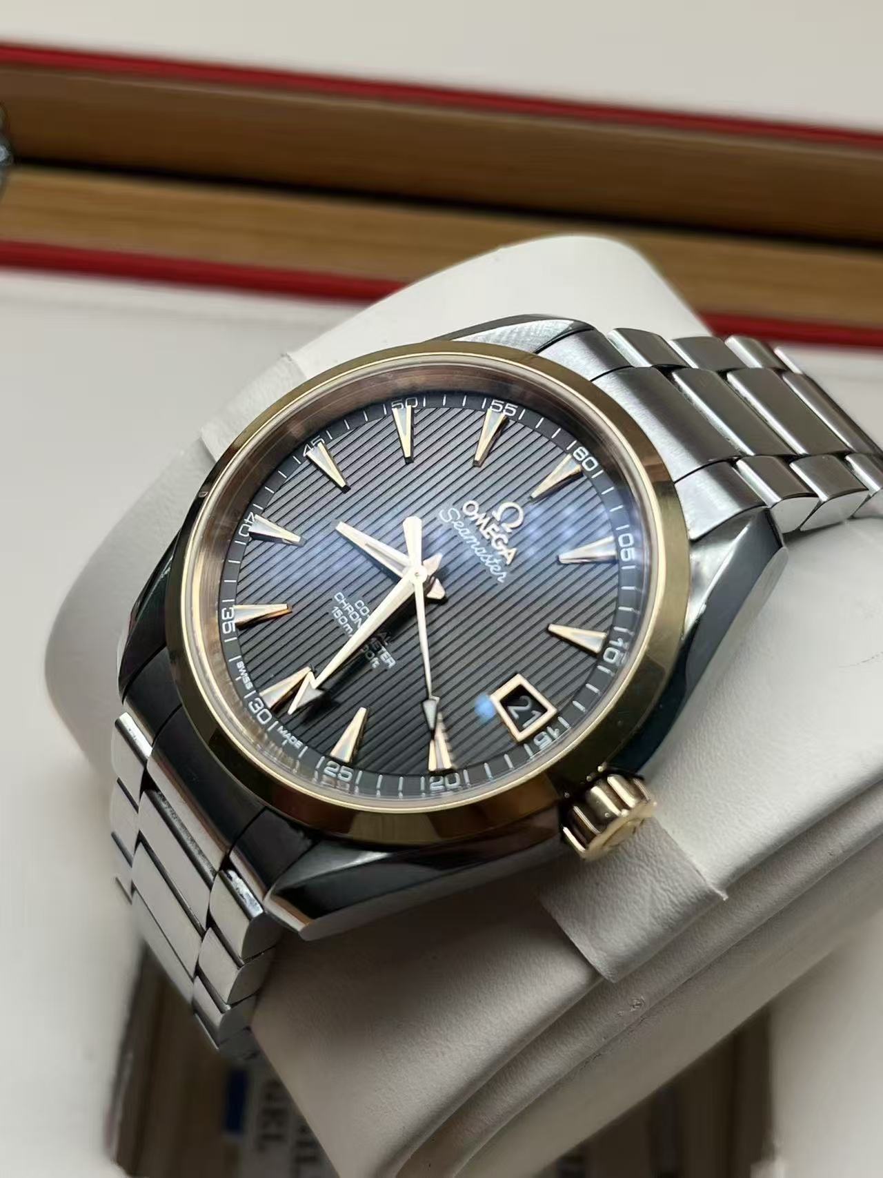 Omega 231.20.39.21.06.003