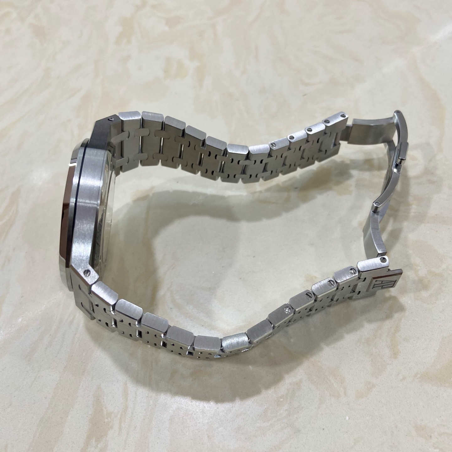 Audemars Piguet 15400ST.OO.1220ST.01 detail 5