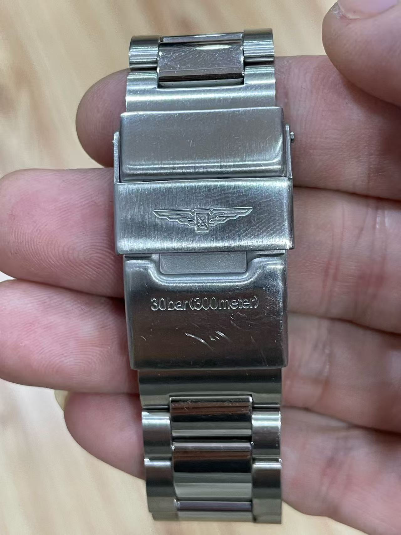Longines L3.782.4.76.6 detail 1