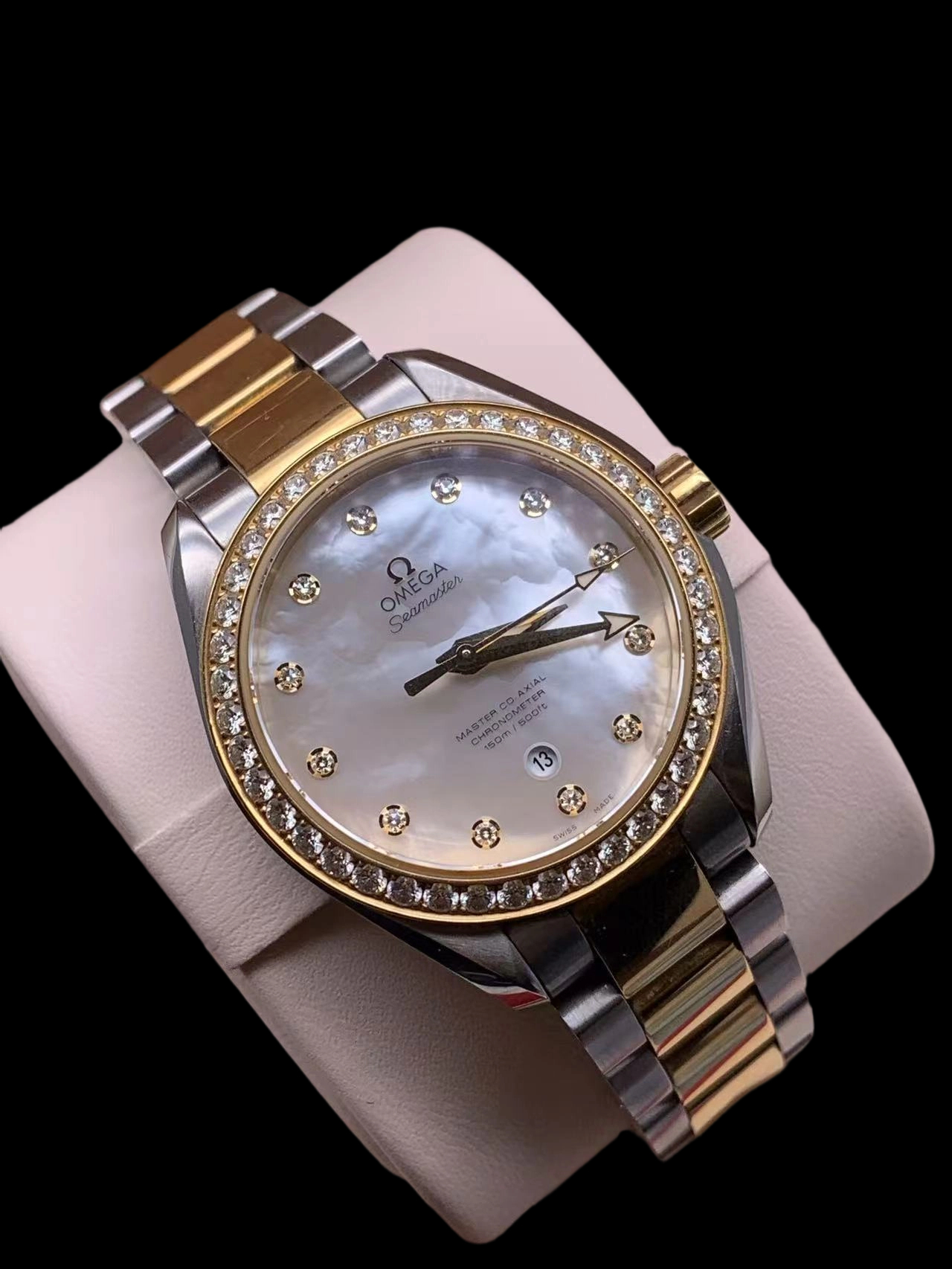 Omega 231.25.34.20.55.006 detail 1