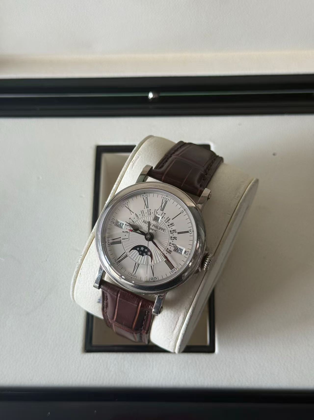 Patek Philippe 5159G-001 detail 1