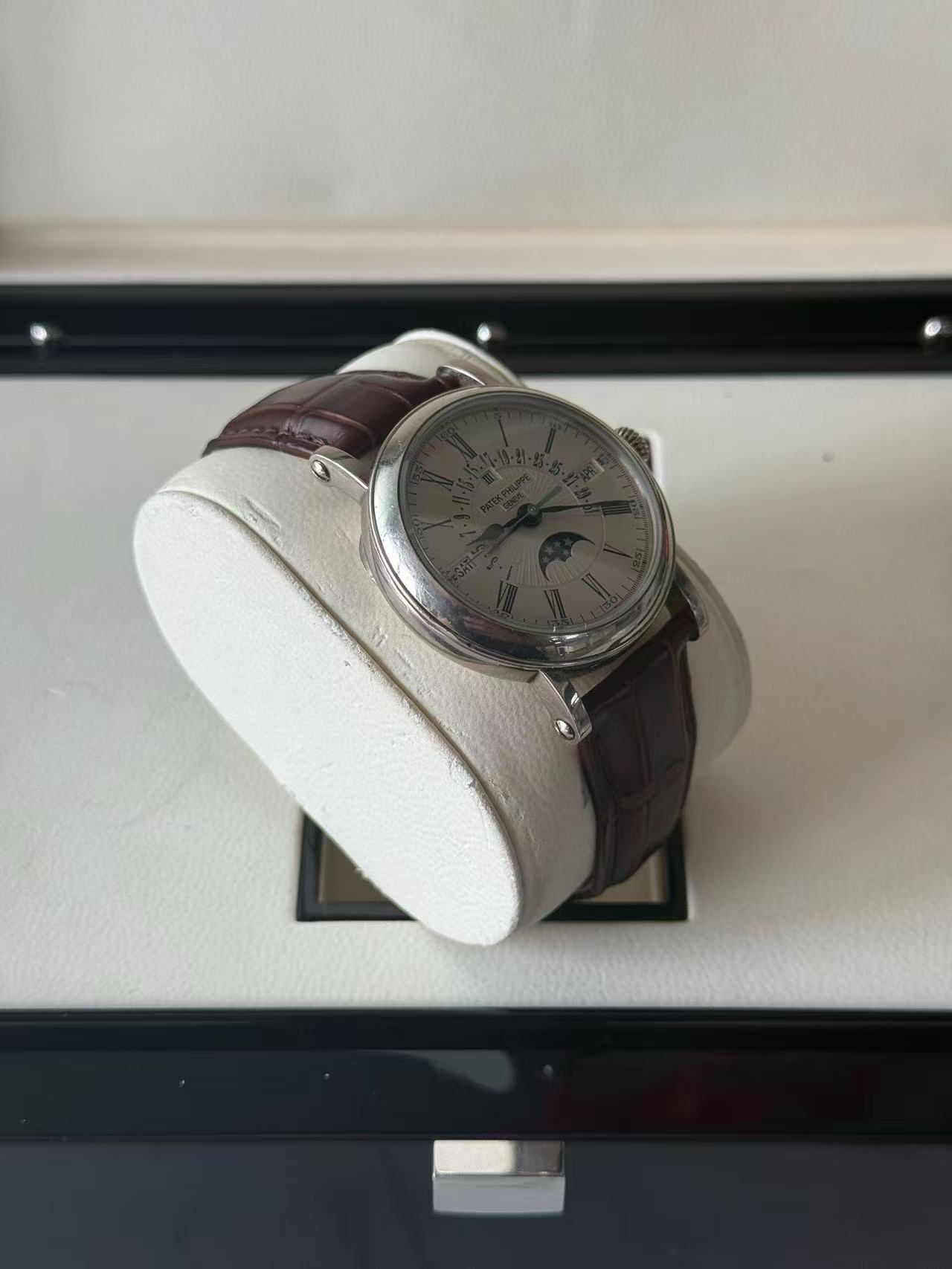 Patek Philippe 5159G-001 detail 4