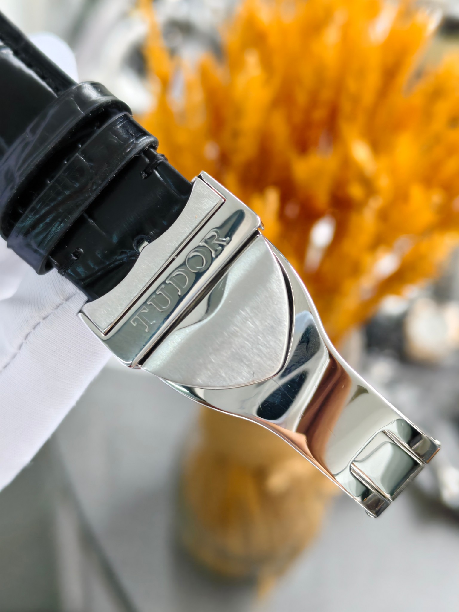Tudor m57103-0024 detail 5