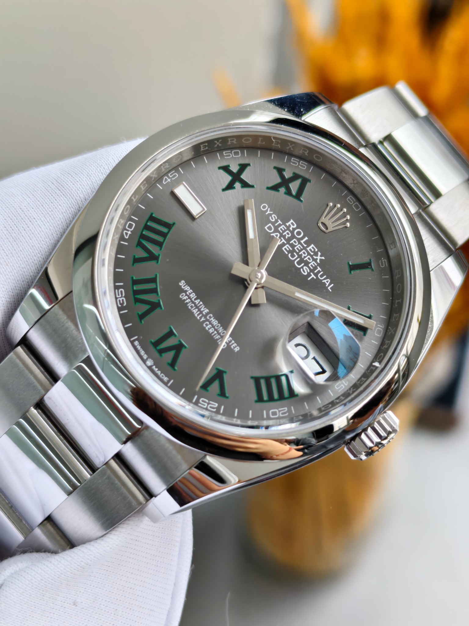 Rolex m126200-0018