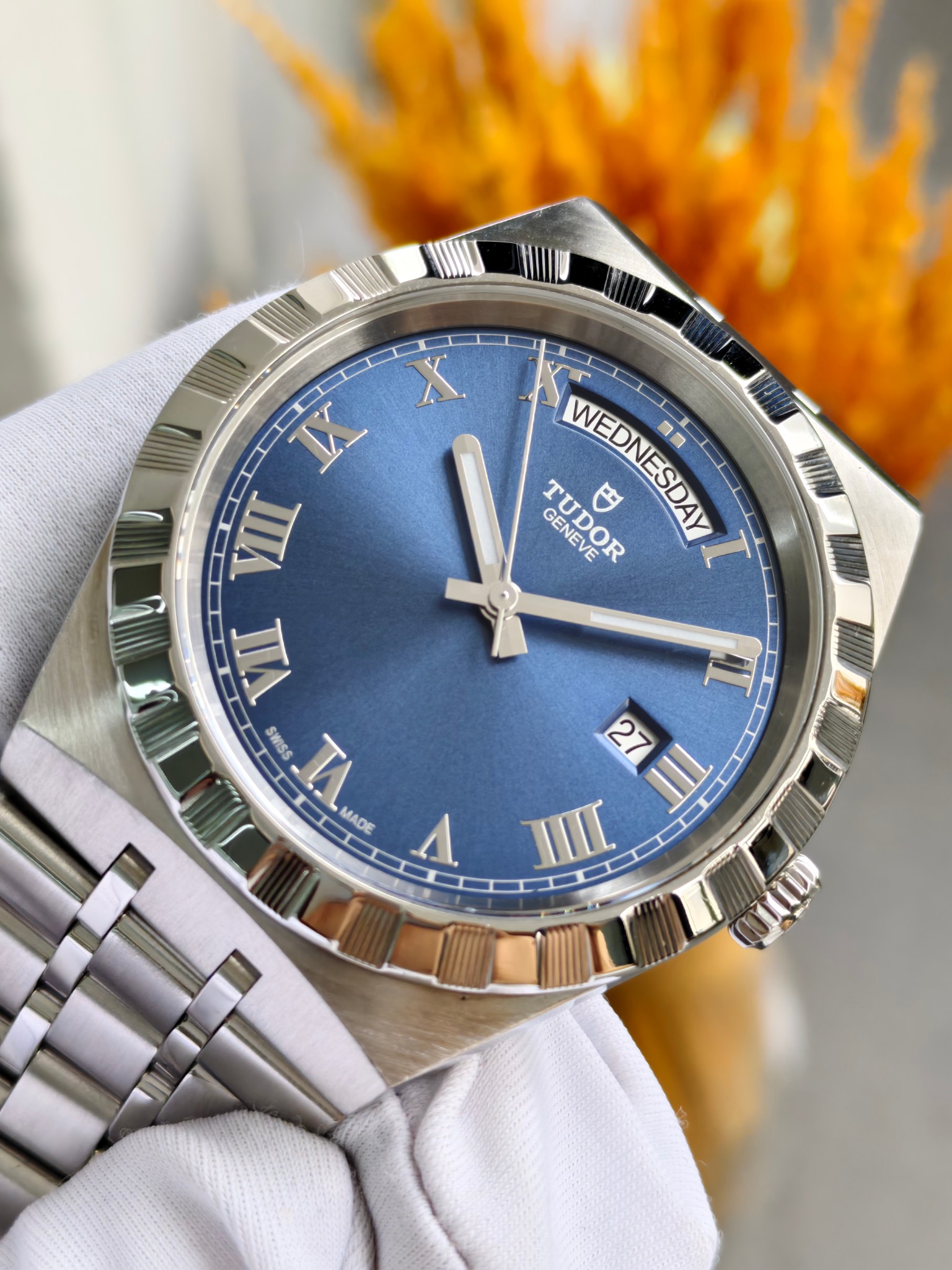 Tudor M28600-0005 detail 3