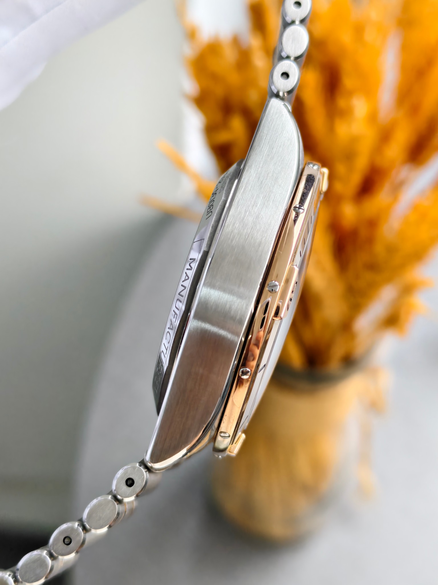 Breitling UB0134101B1U1 detail 4