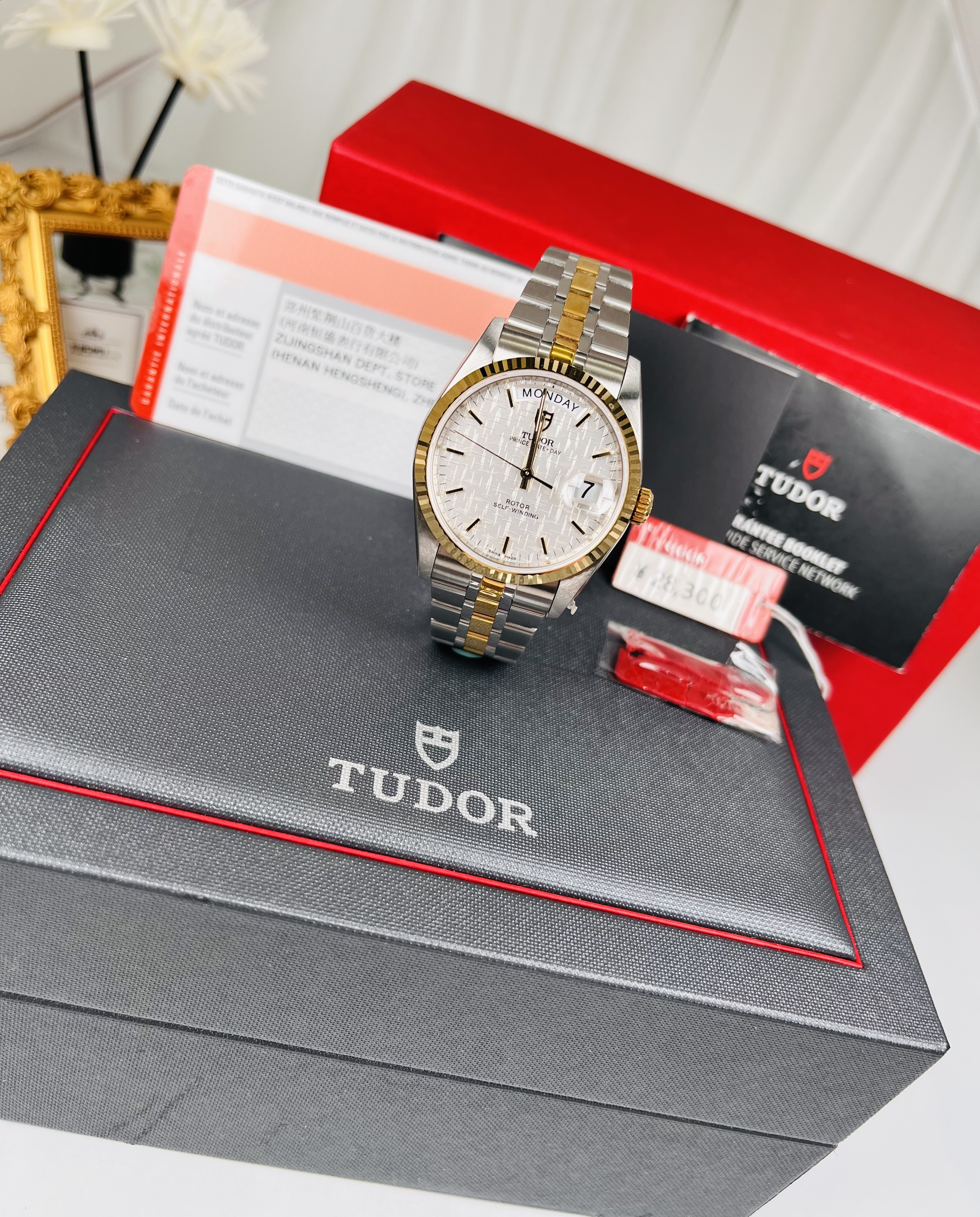 Tudor M76213-0019 detail 7