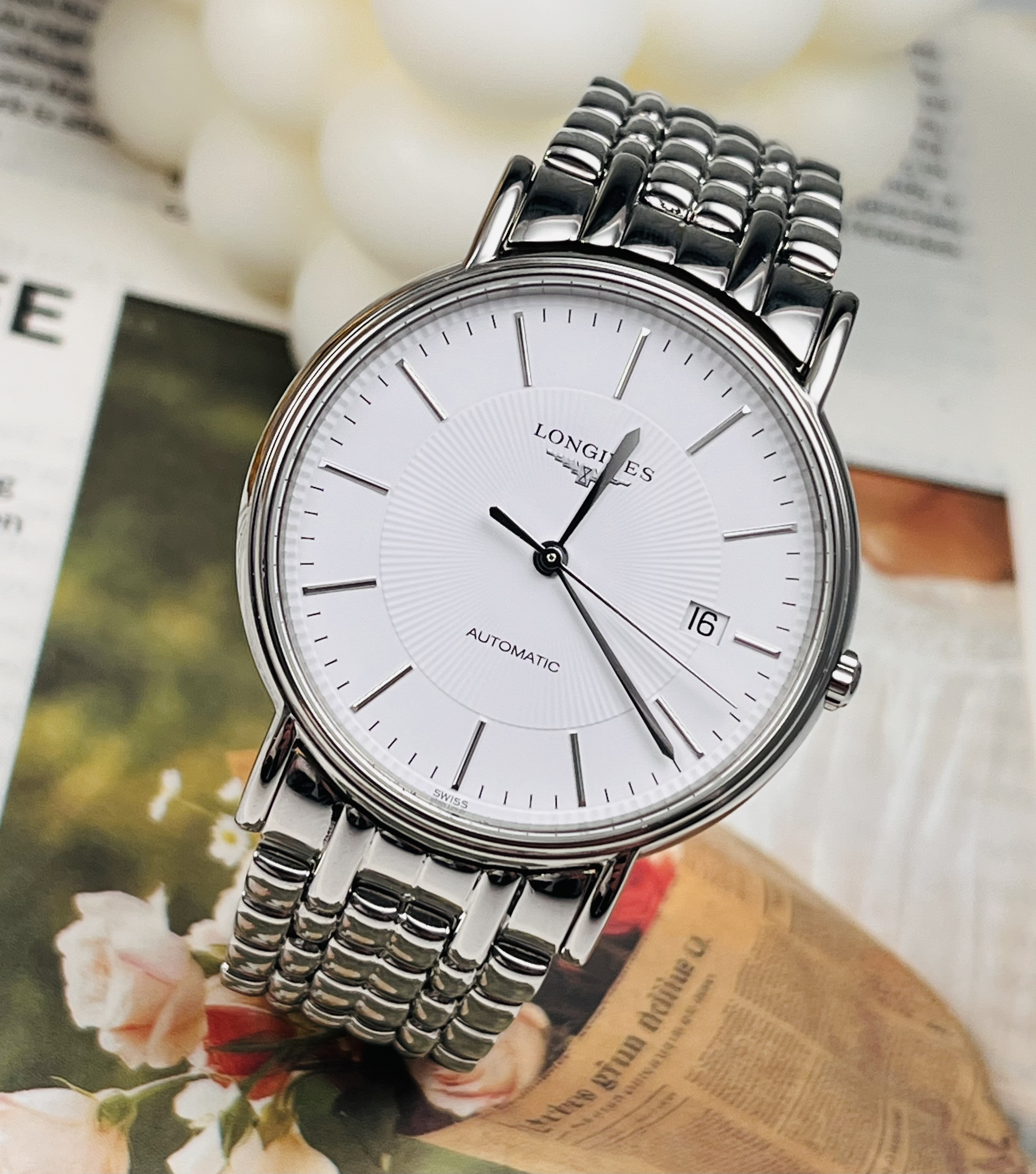 Longines L4.801.4.11.6 detail 1