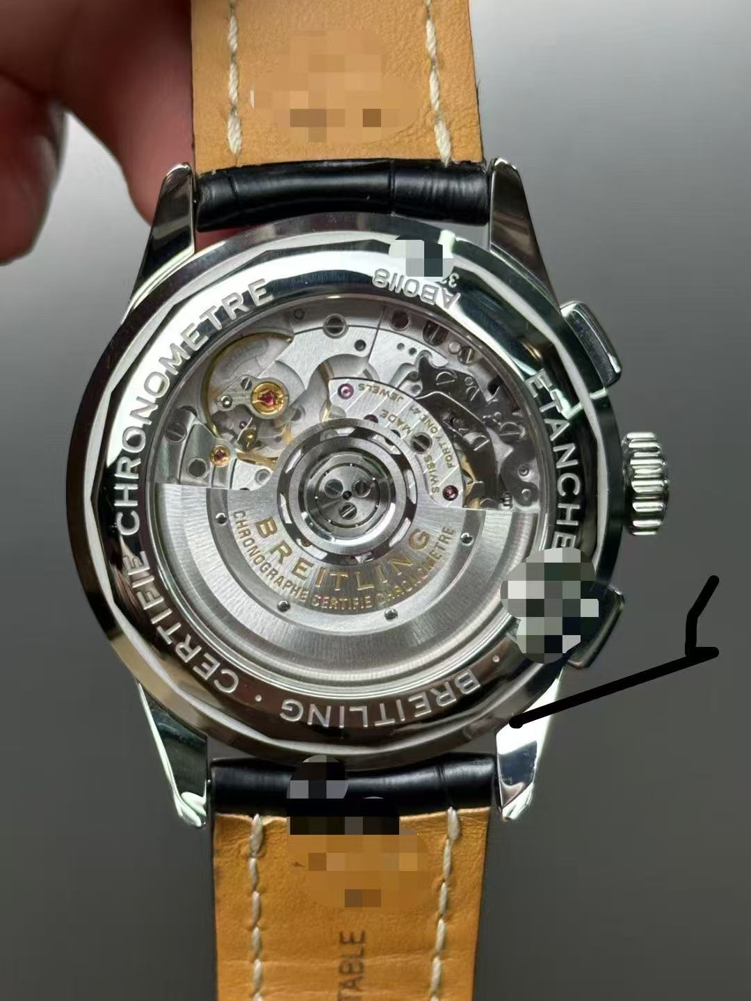 Breitling AB0118221G1P2 detail 4