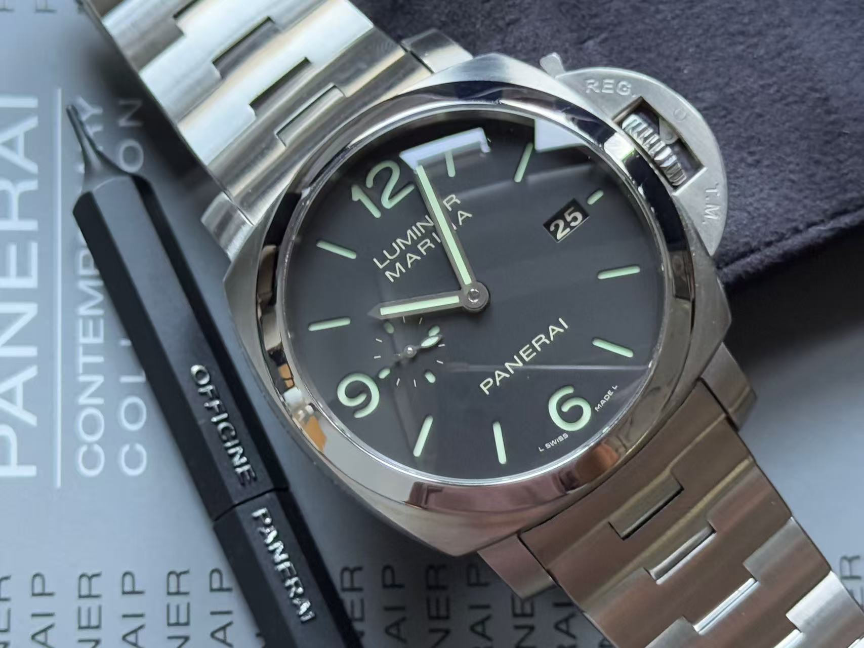 Panerai PAM00328 detail 5