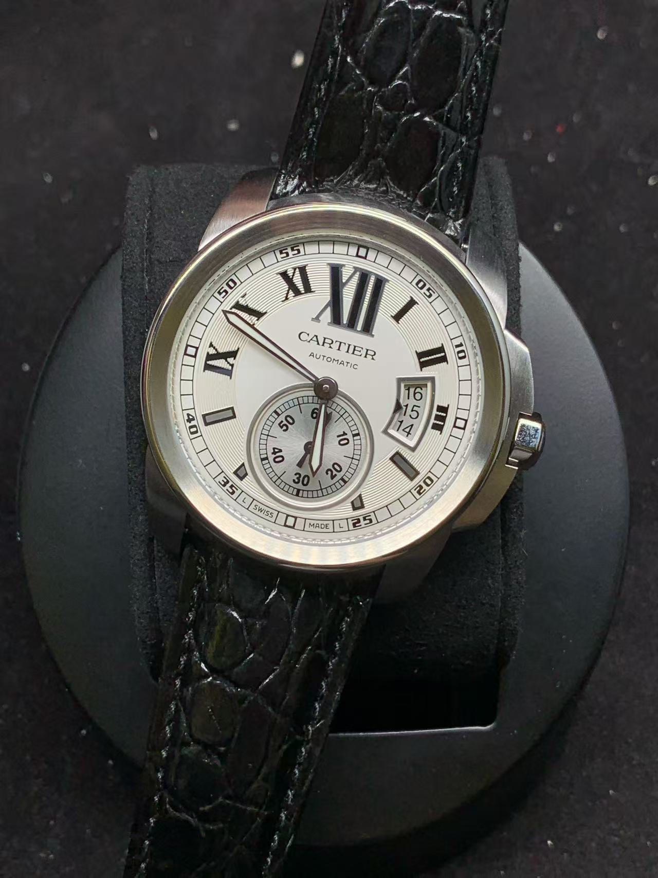 Cartier W7100037 detail 1