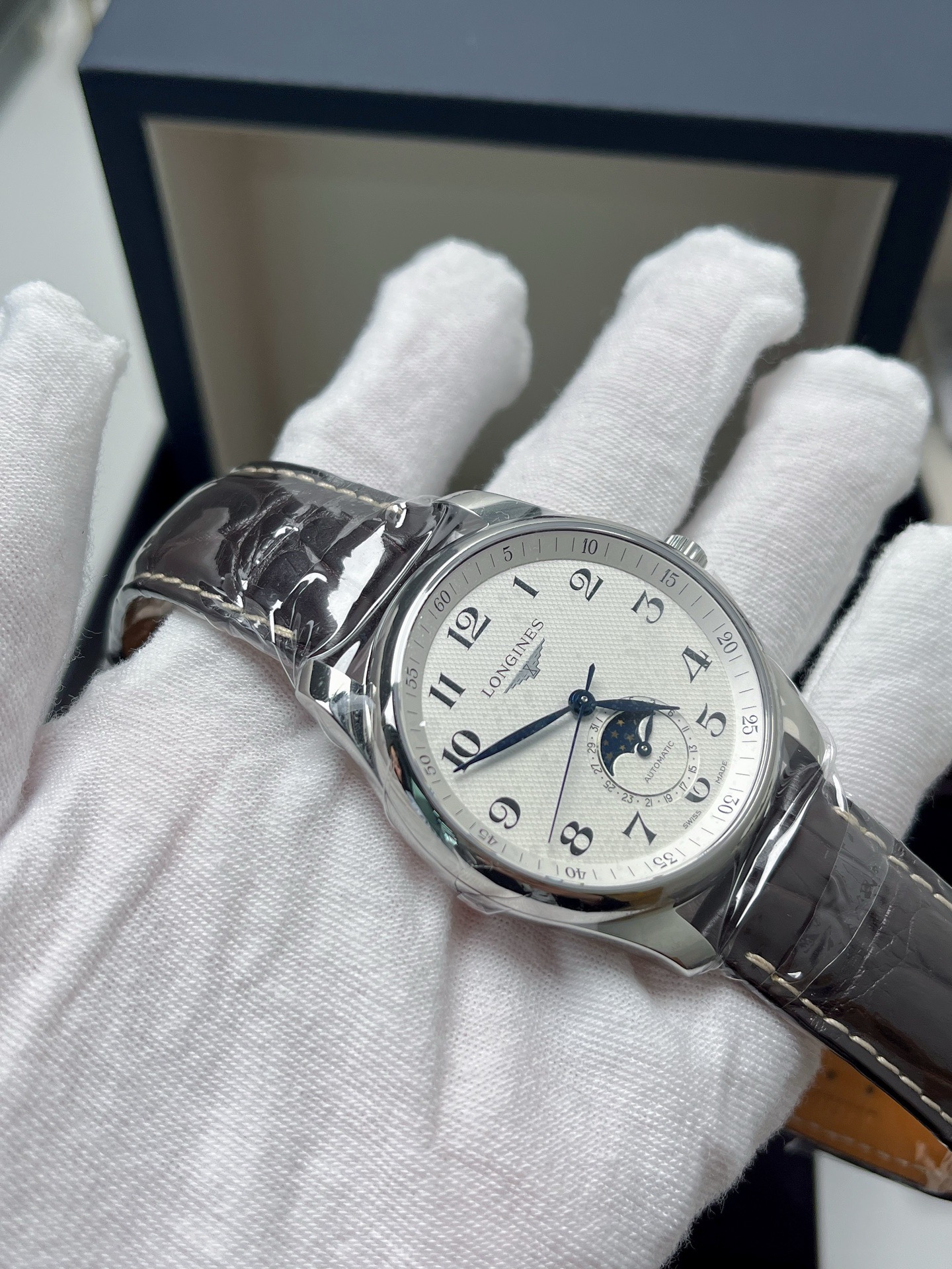 Longines L2.909.4.78.3 detail 1